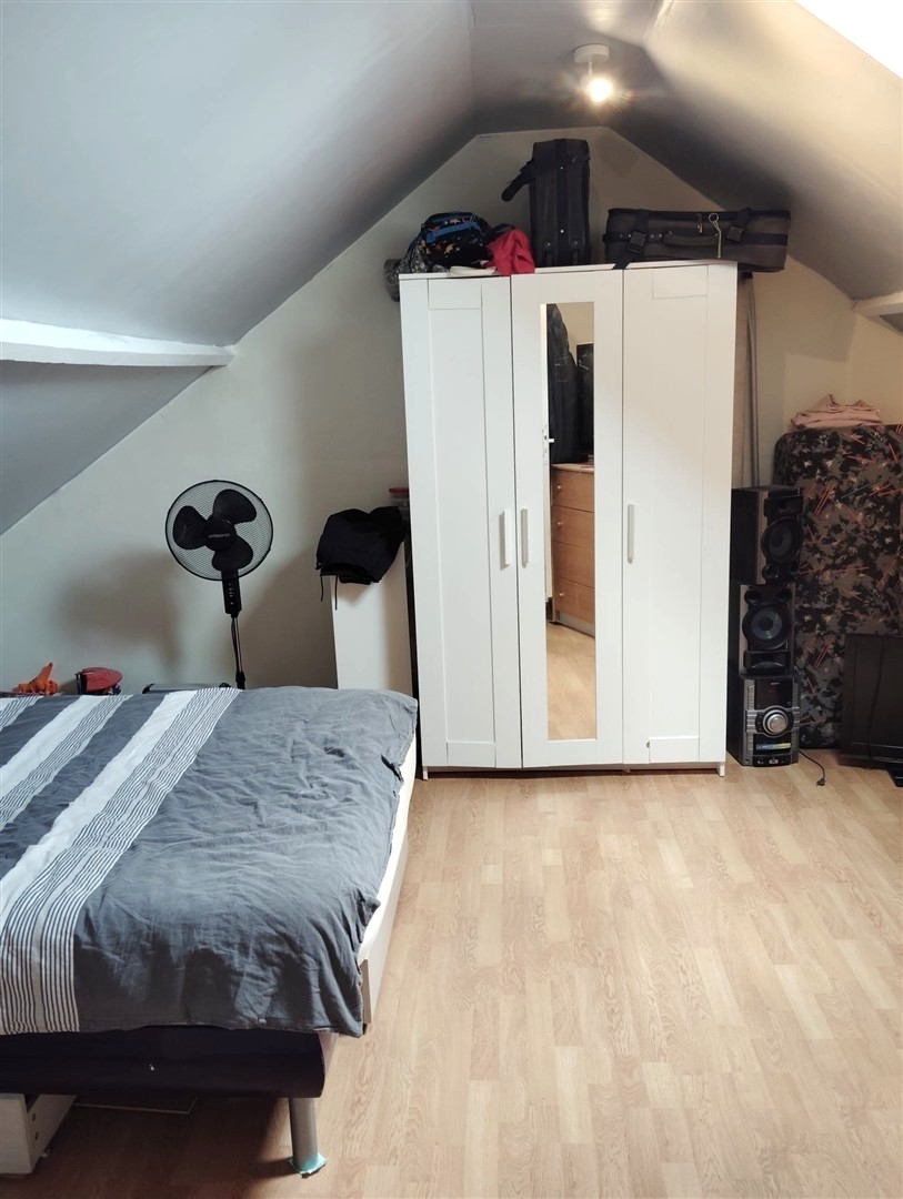 MAISONSAINT LUBIN DES JONCHERETS