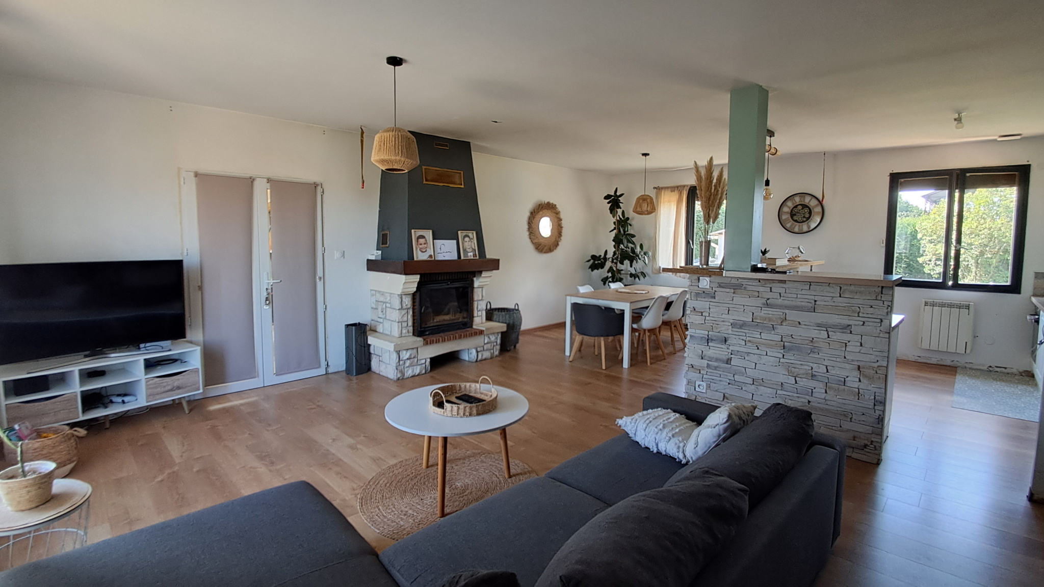 BEAUX VOLUMES !LA FRAMBOISIERE