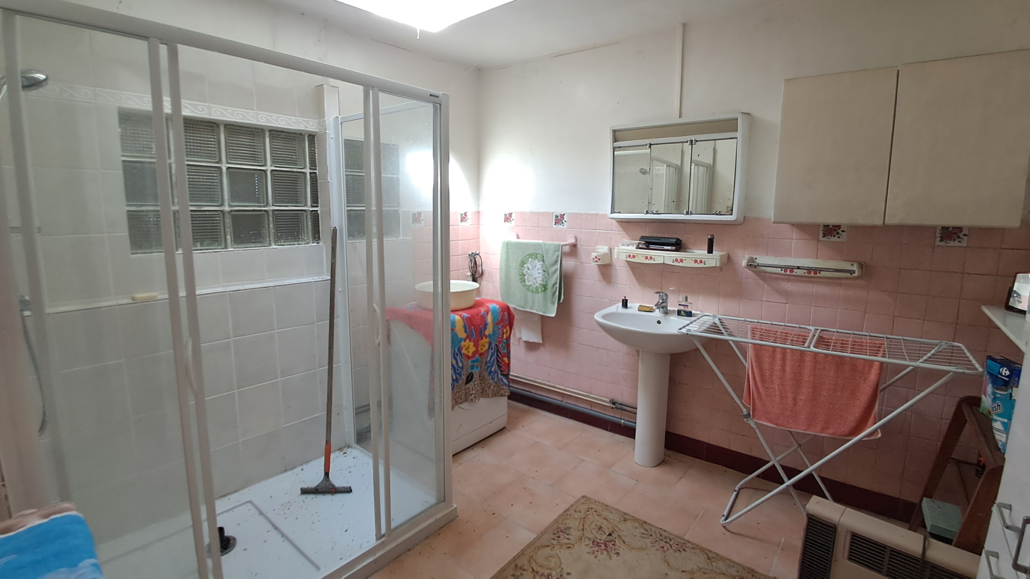 UN CADRE DE VIE PRIVILÉGIÉ À PERSONNALISER SELON VOS ENVIES !Secteur BREZOLLES