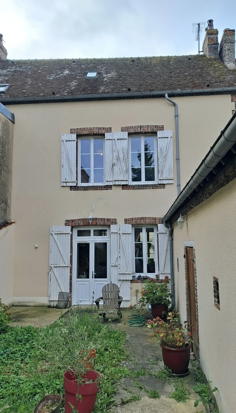 DANS VILLAGE DU PERCHE !!LA Ferté VIDAME