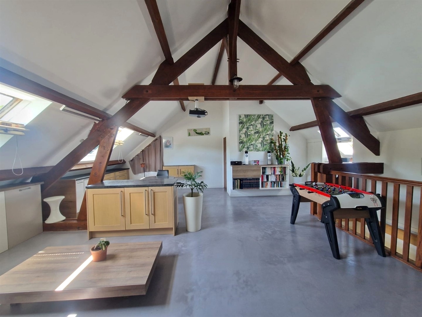 MAISONSAINT LUBIN DES JONCHERETS