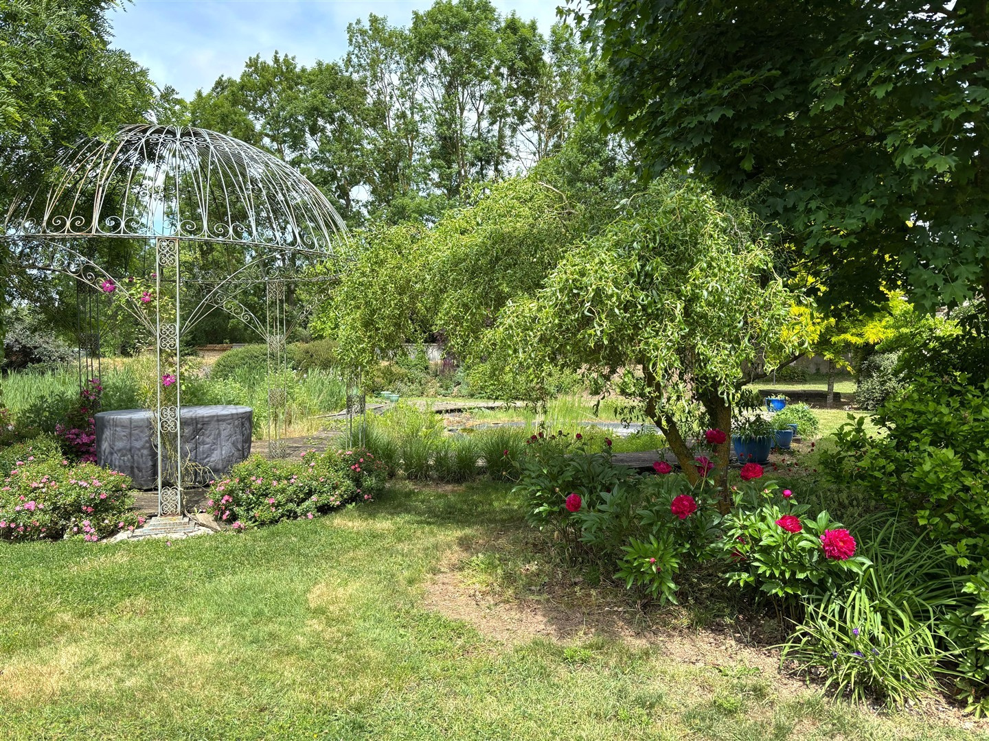 PROPRIÉTÉ DE PRESTIGE & VOLUMES HORS NORMES !!BREZOLLES