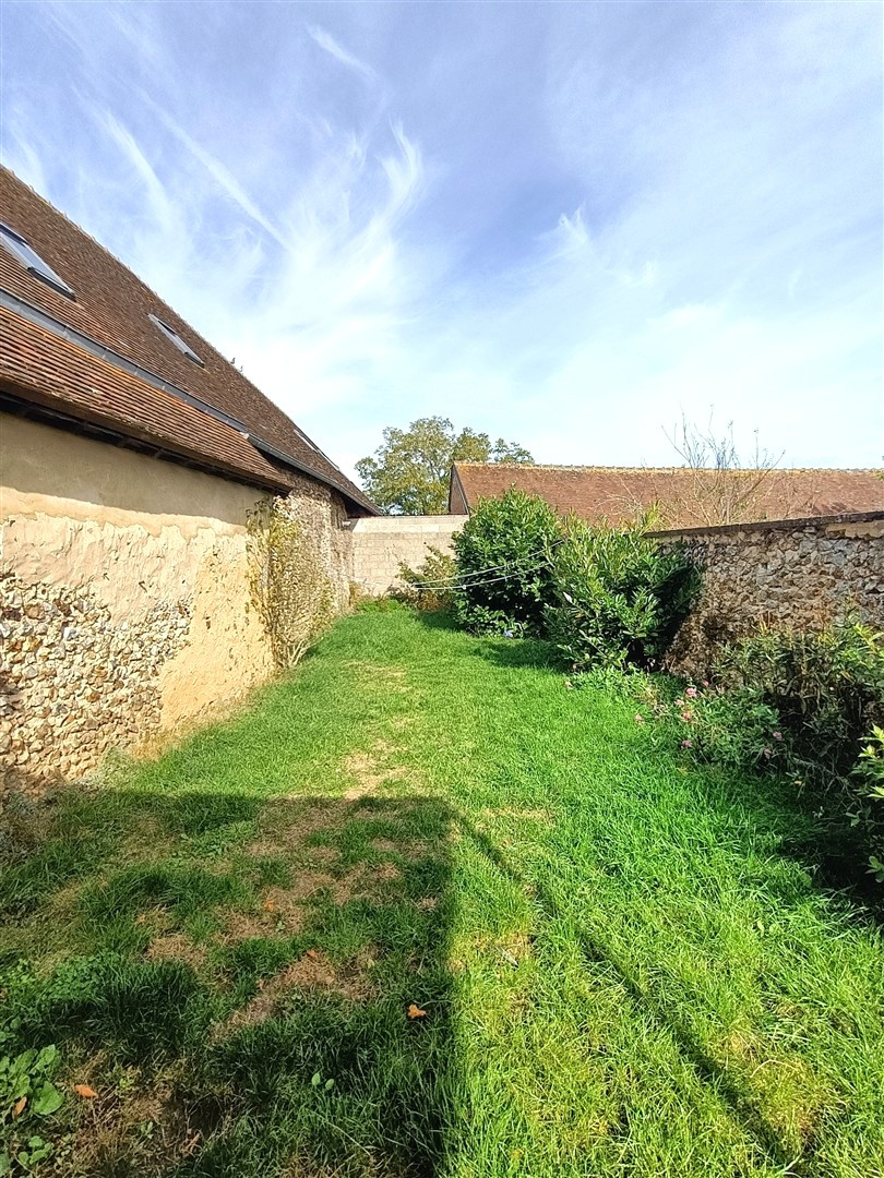 PROCHE ÉCOLES & COMMODITÉS !!BREZOLLES