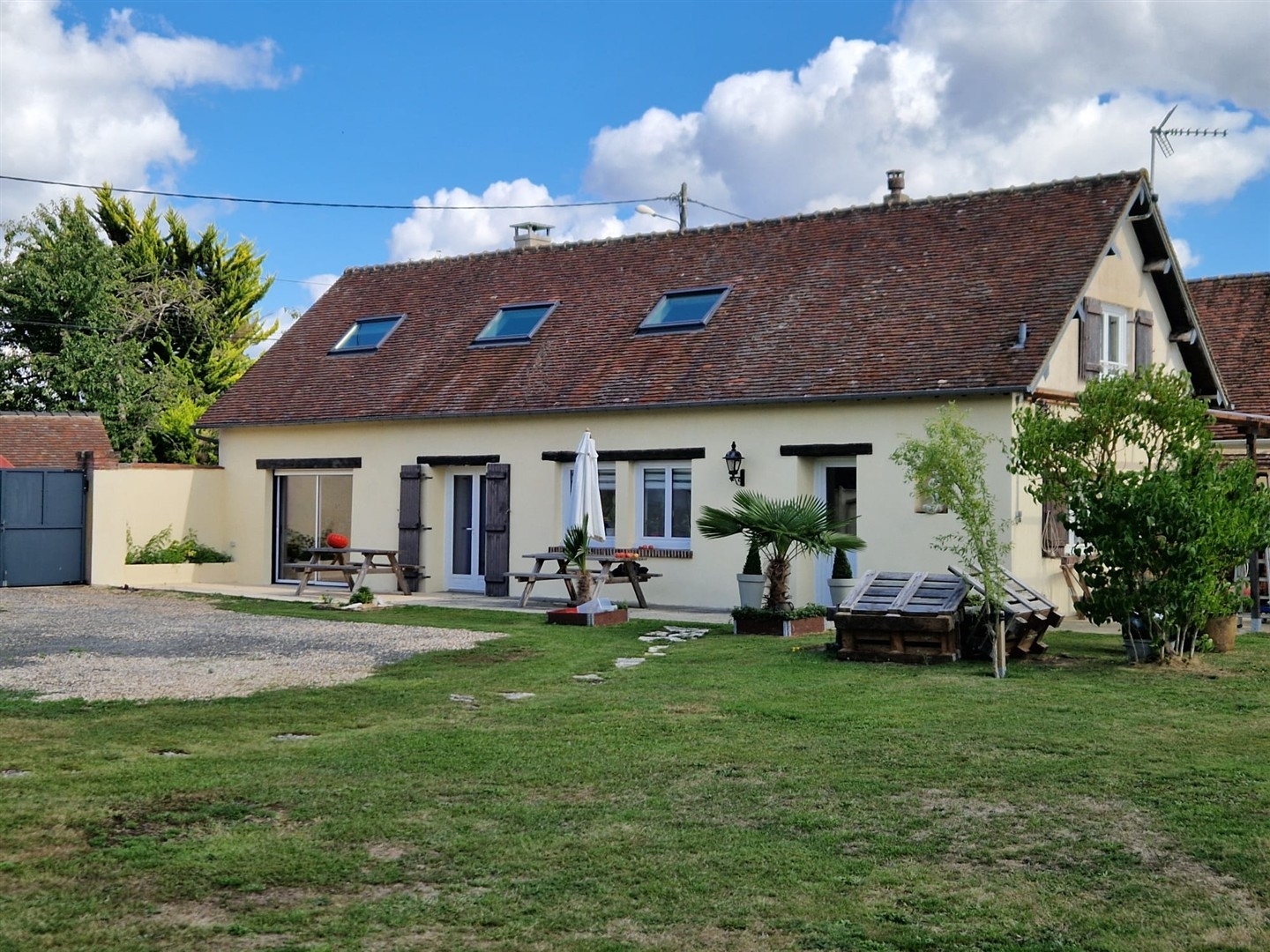 MAISONILLIERS-L'EVEQUE