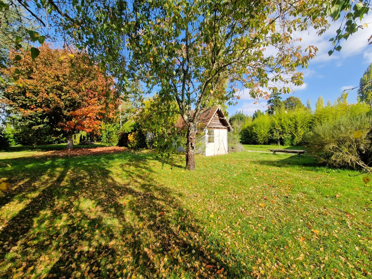 Elégance et authenticité pour cette demeure ancienne rénovée3\' NONANCOURT