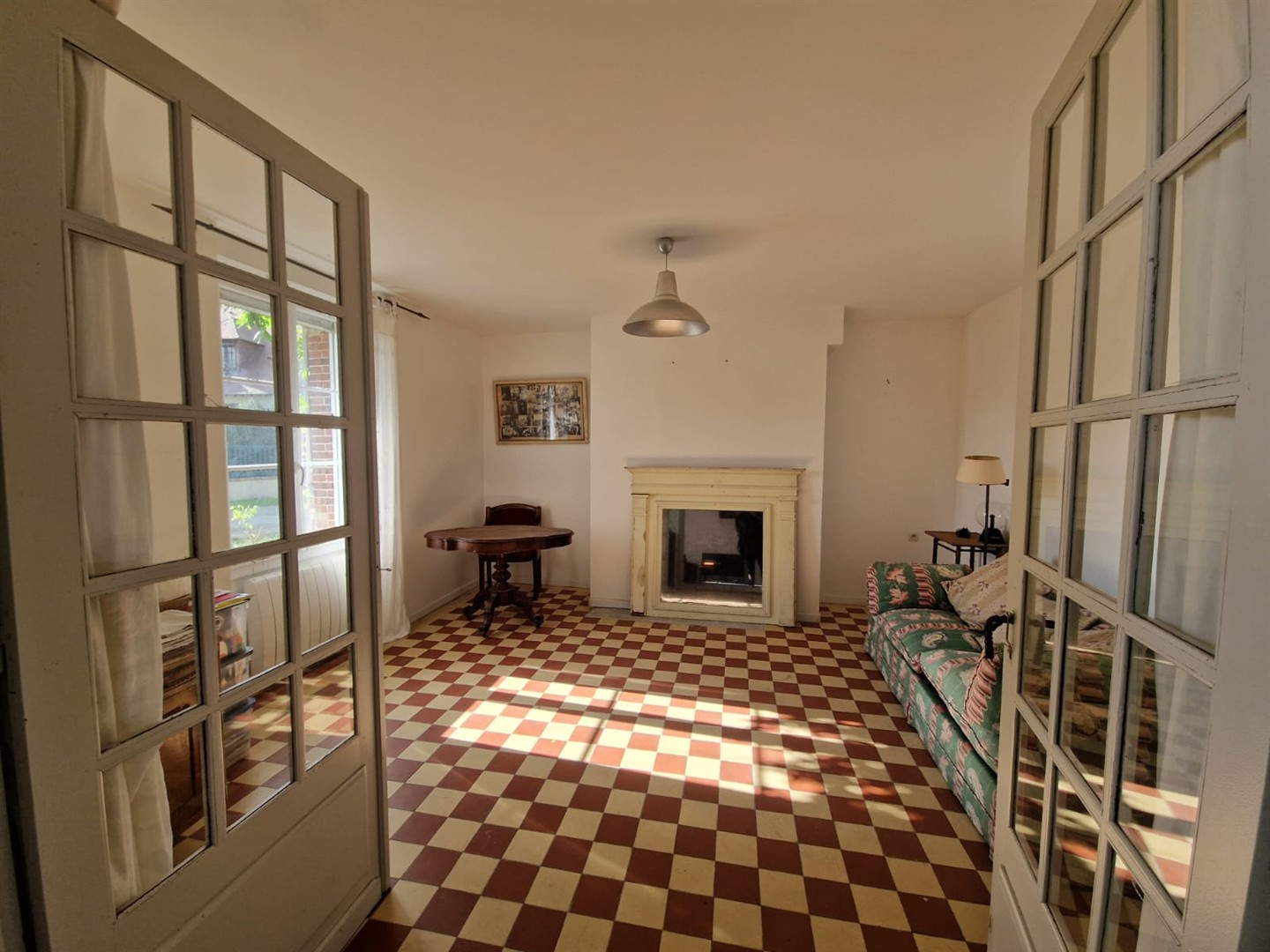 Elégance et authenticité pour cette demeure ancienne rénovée3\' NONANCOURT