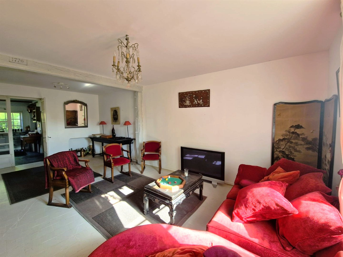 Elégance et authenticité pour cette demeure ancienne rénovée3\' NONANCOURT