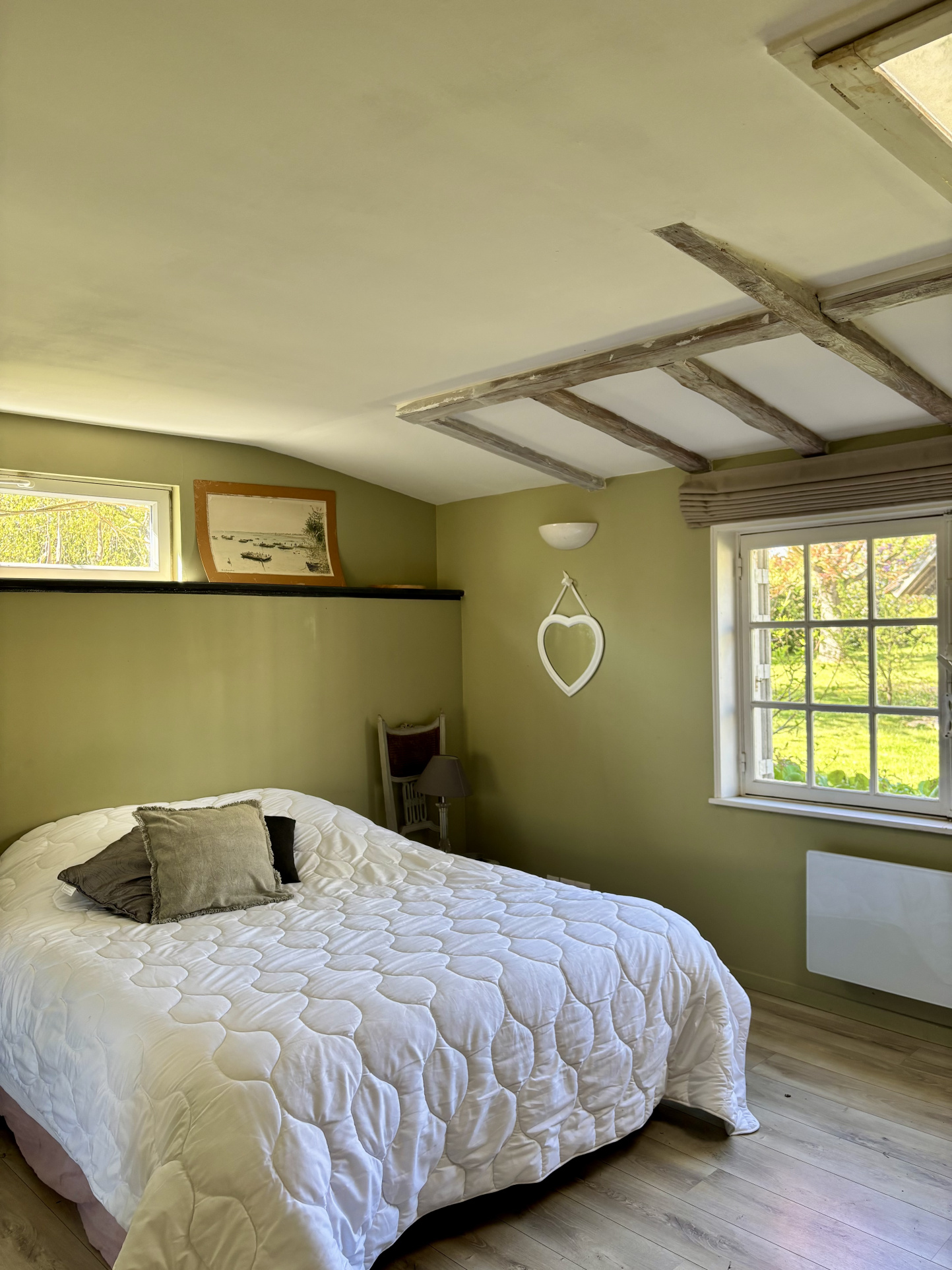 Elégance et authenticité pour cette demeure ancienne rénovée3\' NONANCOURT