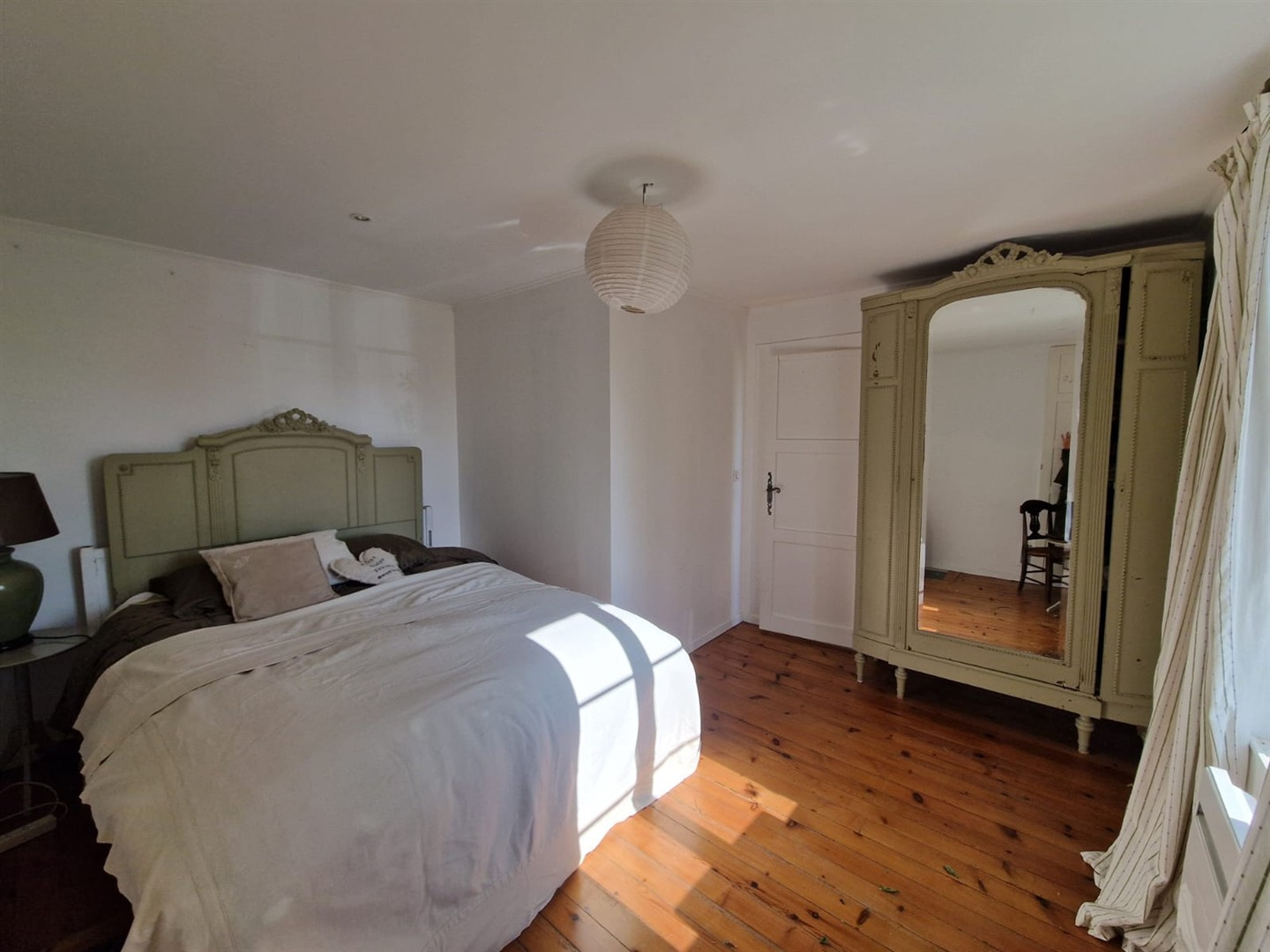 Elégance et authenticité pour cette demeure ancienne rénovée3\' NONANCOURT