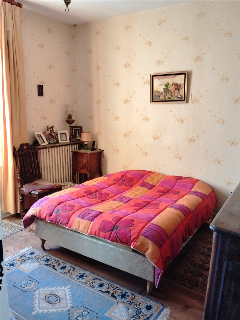 Un cadre de vie rare, alliant raffinement et potentiel d'aménagement, pour accueillir votre famille dans un enDROISY