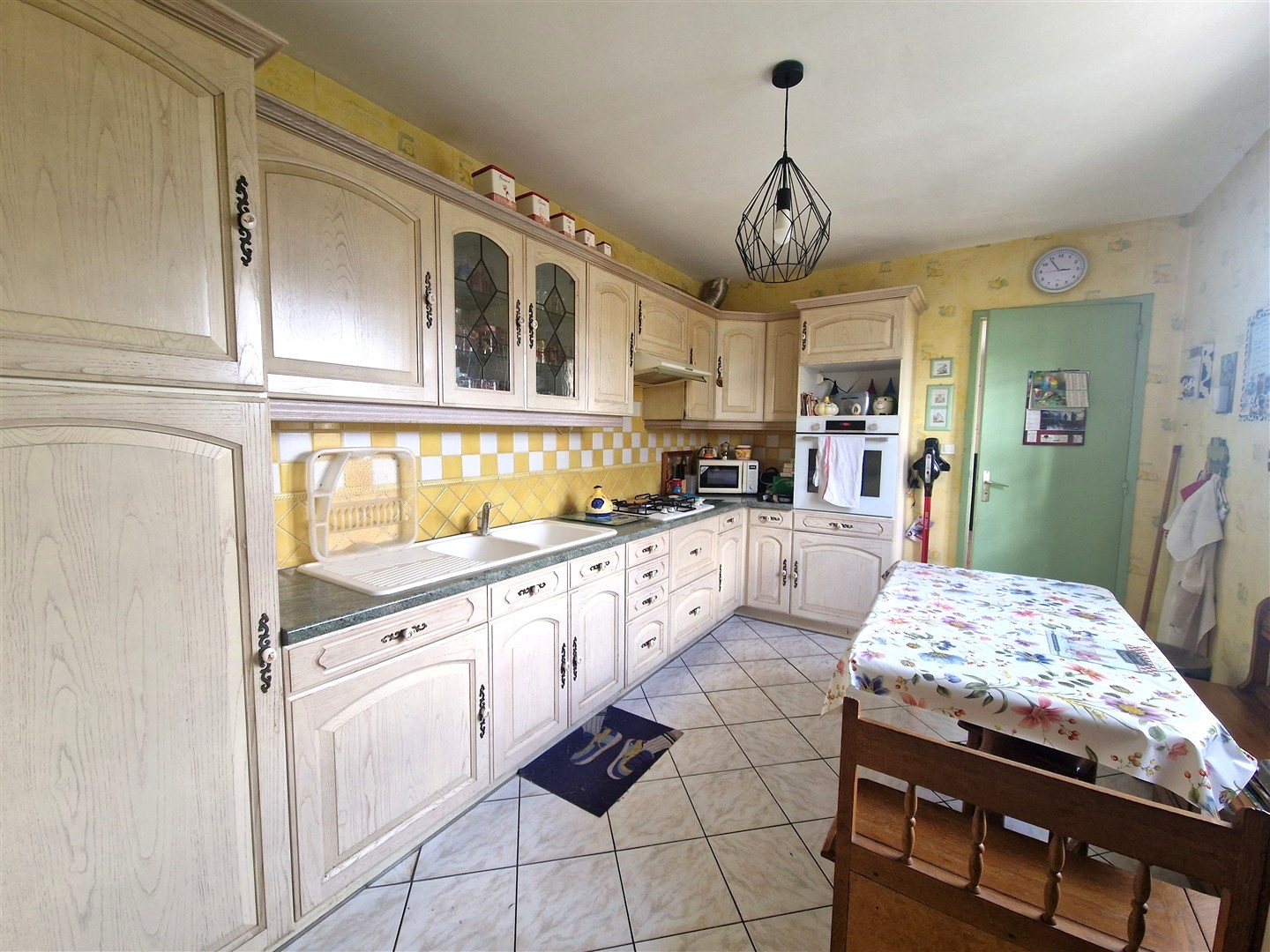 Maison familiale avec jardin et garage !DAMVILLE