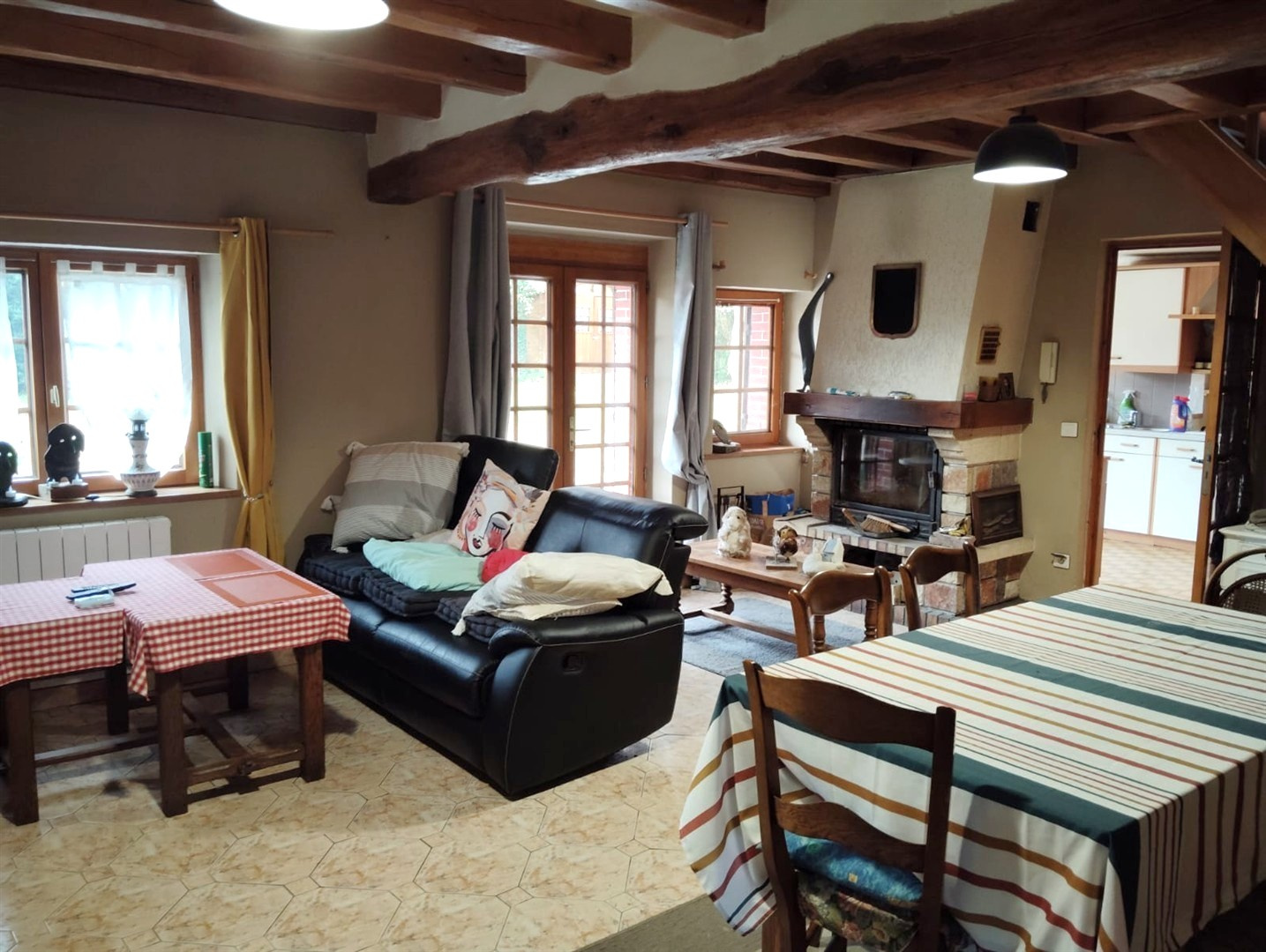 CHARMANTE MAISON ANCIENNEDAMPIERRE-SUR-AVRE