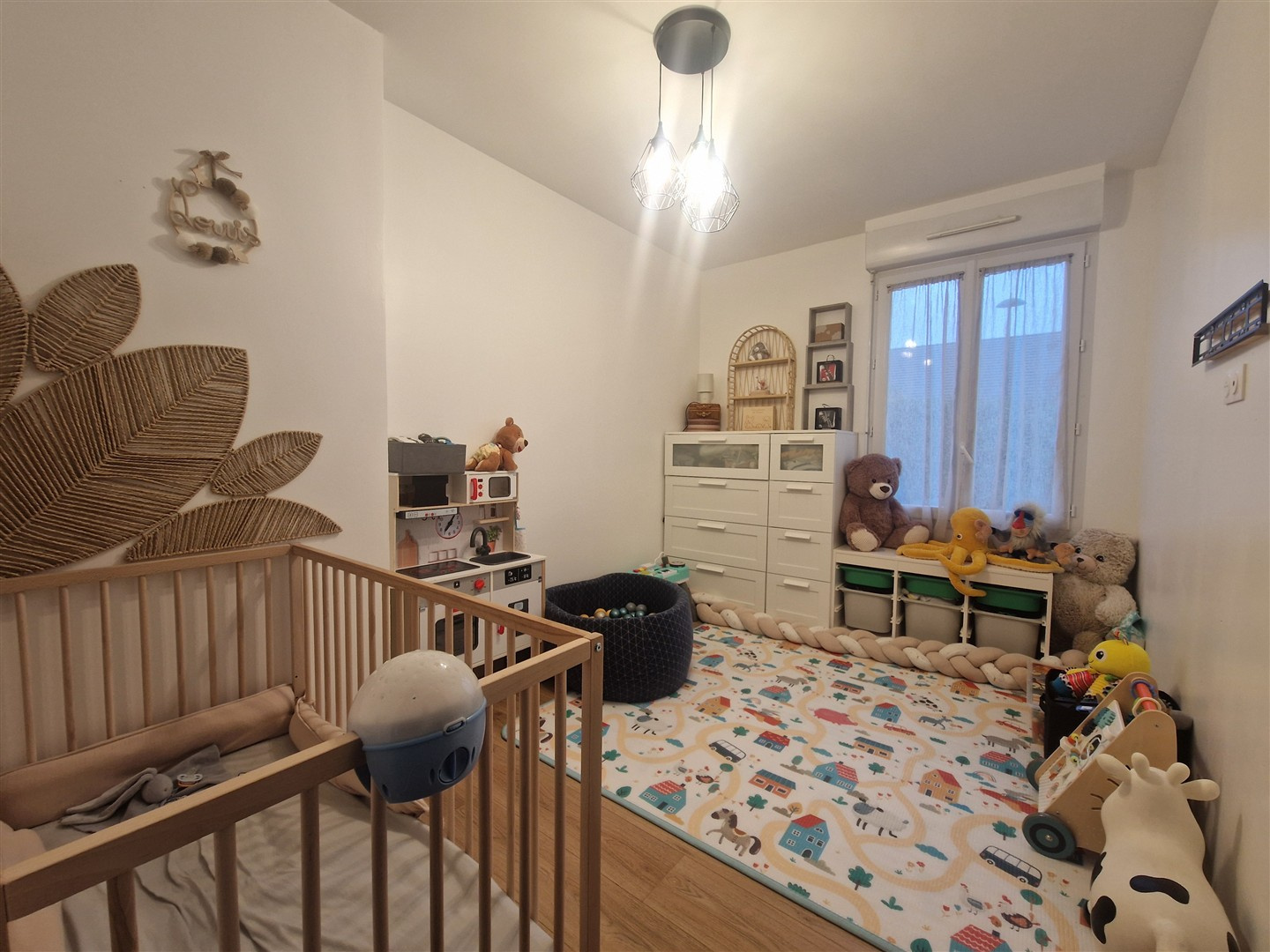 Posez vos valises dans cette maison familiale moderne avec piscine et jardin !SAINT LUBIN DES JONCHERETS