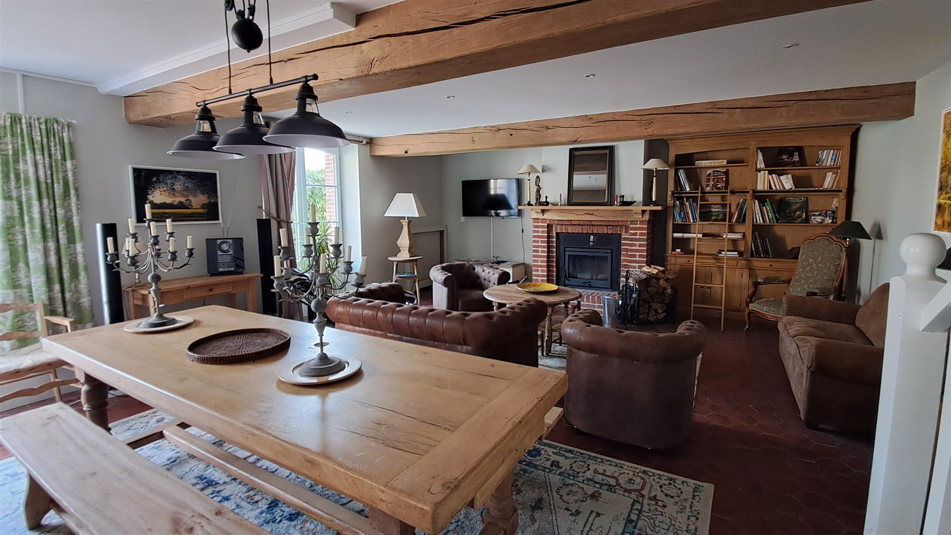 PROPRIETE DANS HAMEAU AU CALMESENONCHES