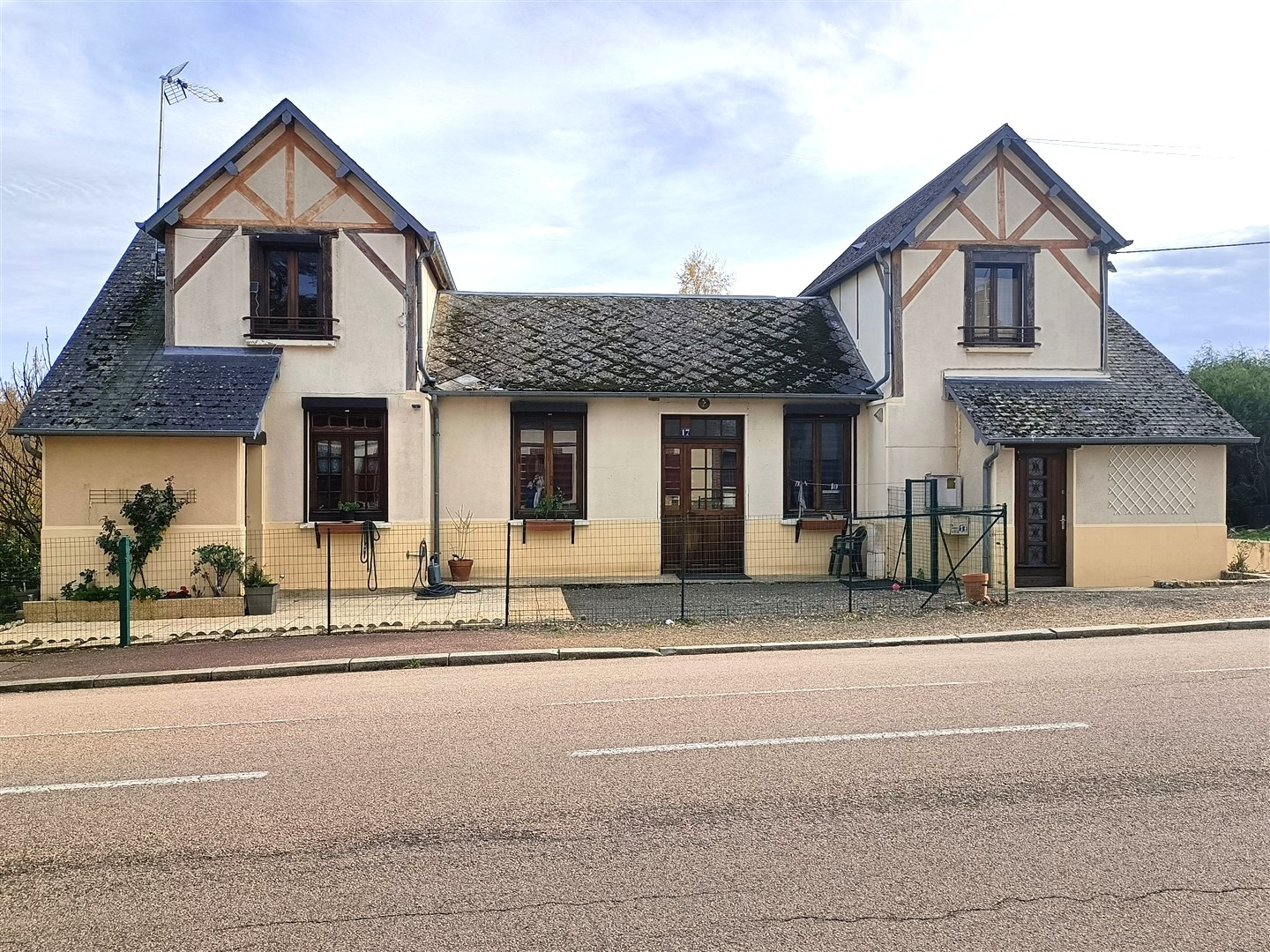 FORT POTENTIEL !!8 MN NONANCOURT, AXE NONANCOURT/VERNEUIL