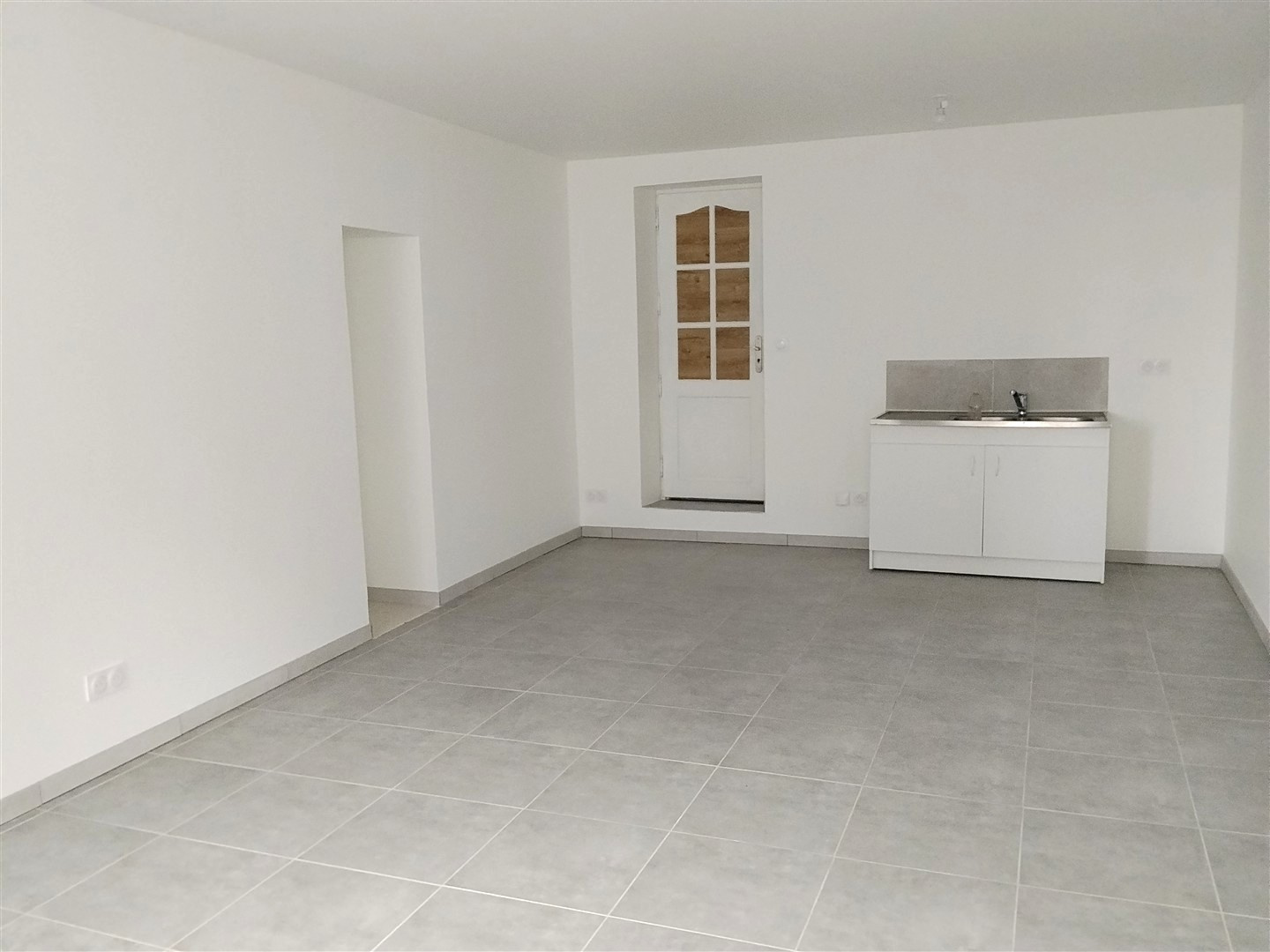 Ce bien est parfait pour une première acquisition, un investissement locatif !NONANCOURT