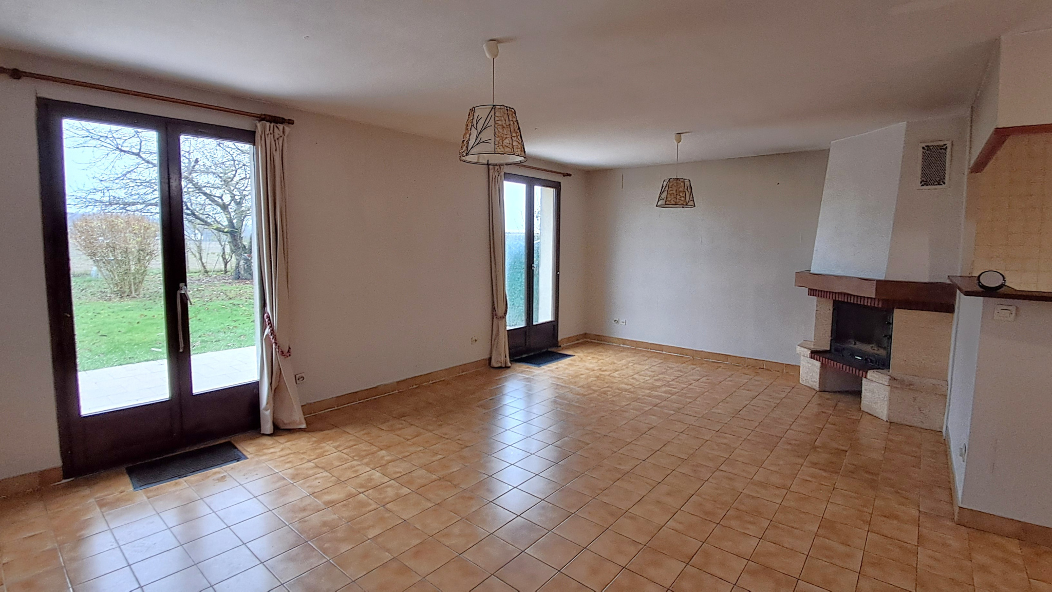 IDÉALE POUR UNE VIE CONFORTABLE !BREZOLLES