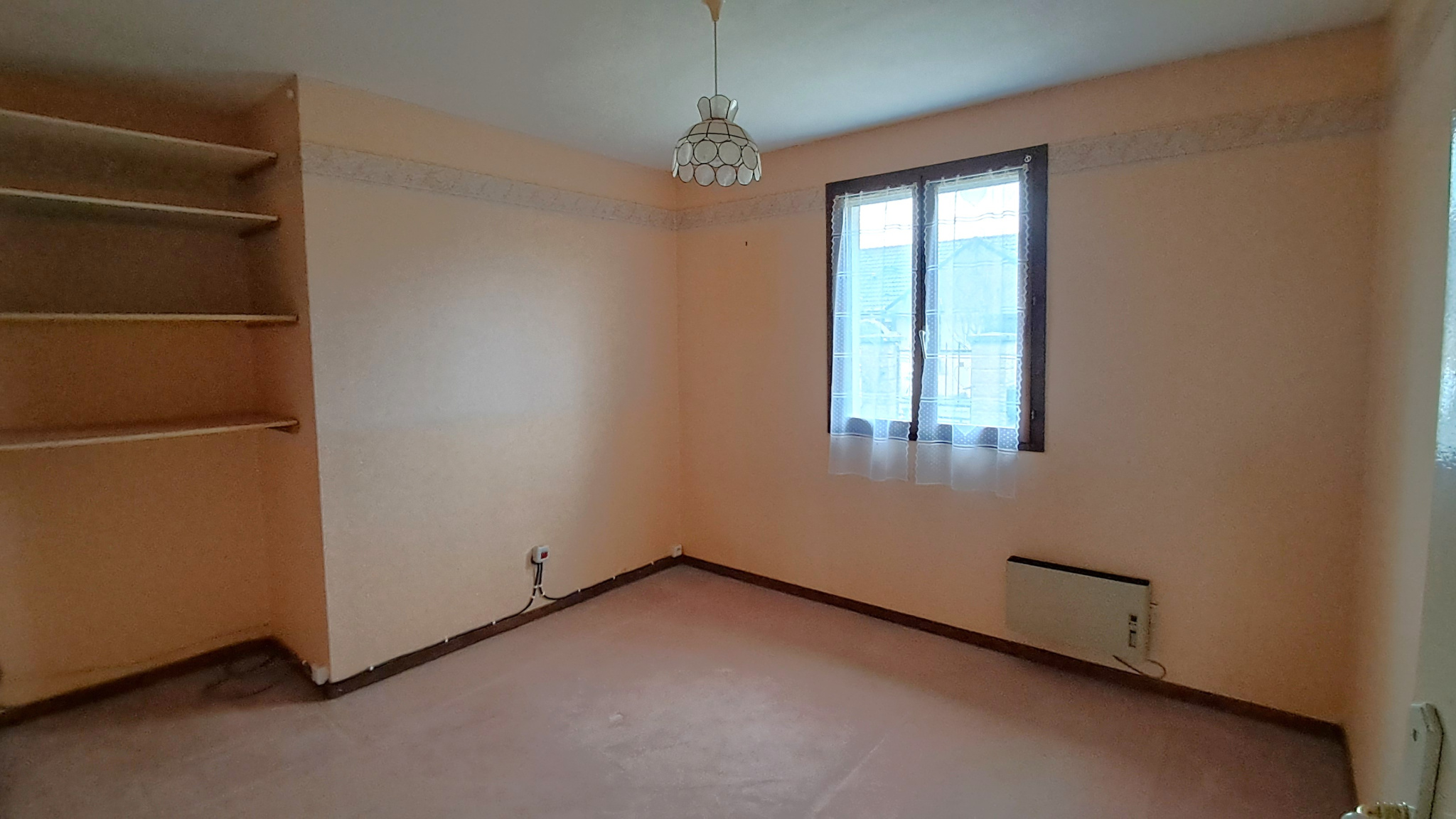 IDÉALE POUR UNE VIE CONFORTABLE !BREZOLLES