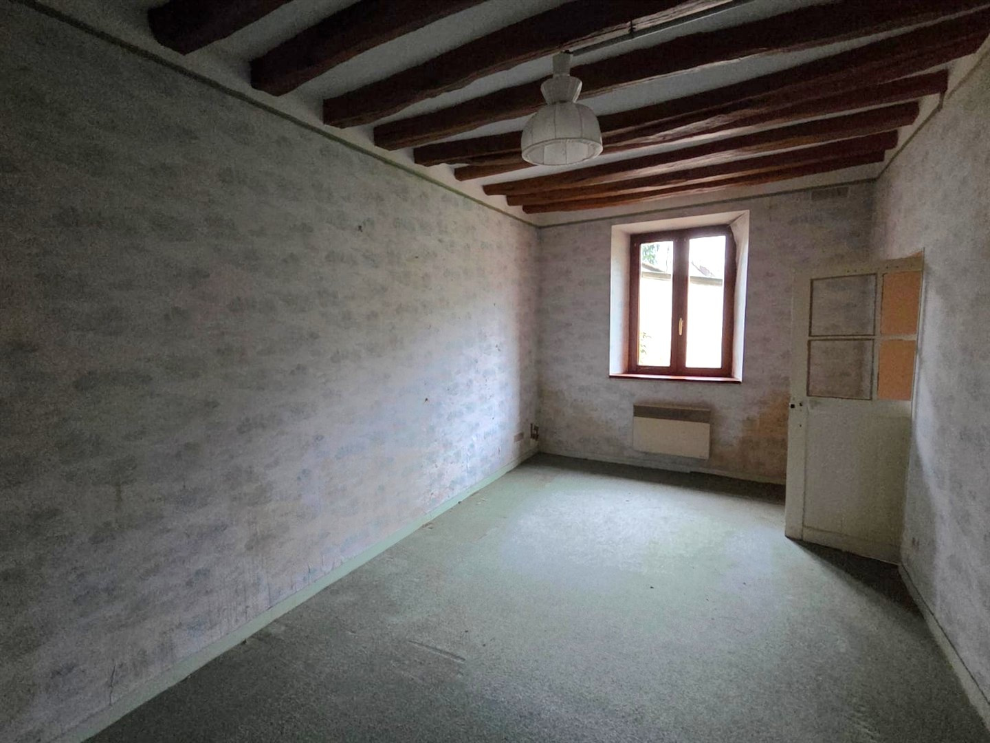 MAISON ANCIENNE A RENOVERSAINT-GERMAIN-SUR-AVRE