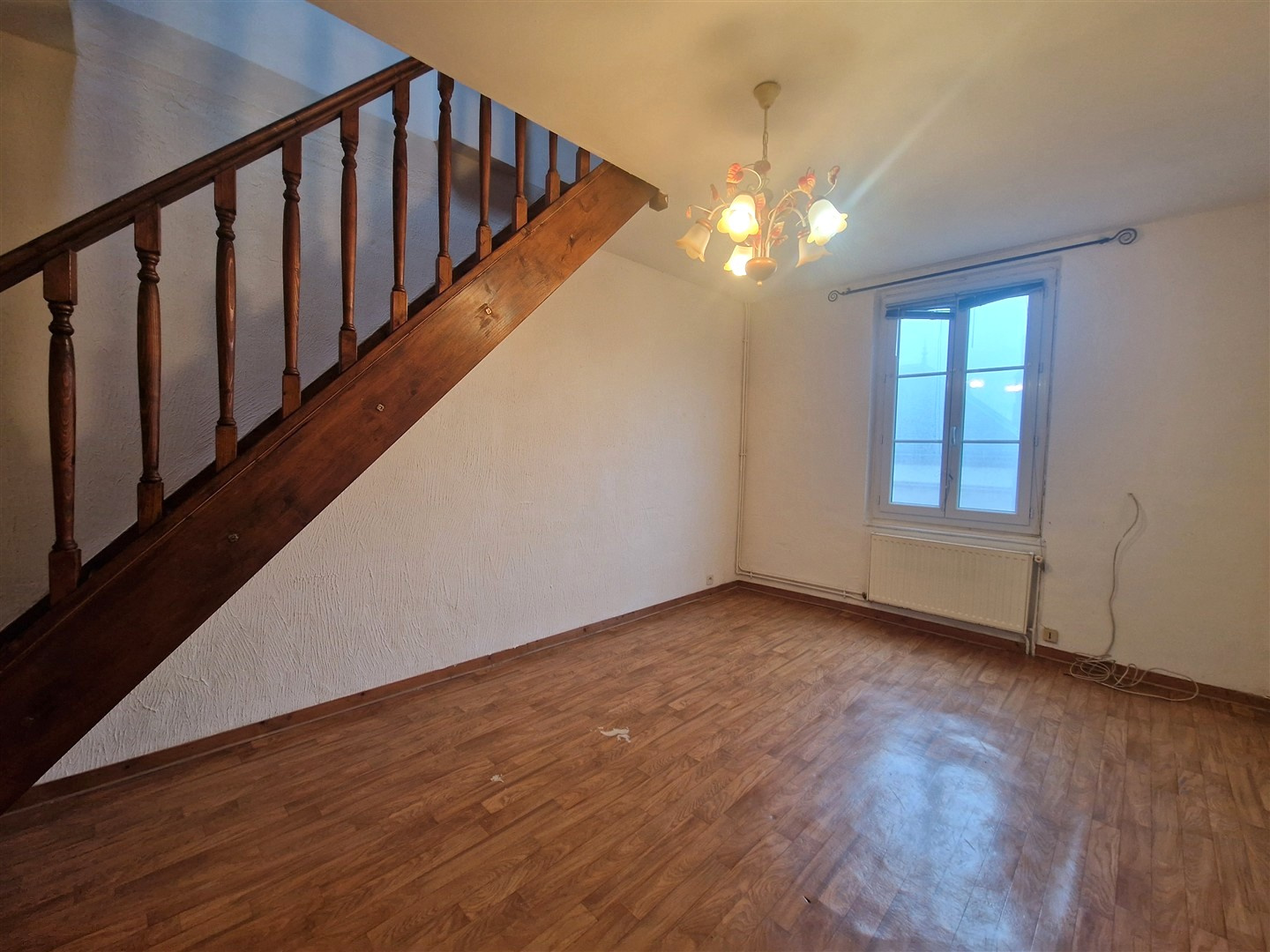 Une opportunité rare pour un premier achat, un investissement locatif ou un pied-à-terre en centre-ville !NONANCOURT, Ttes commodités