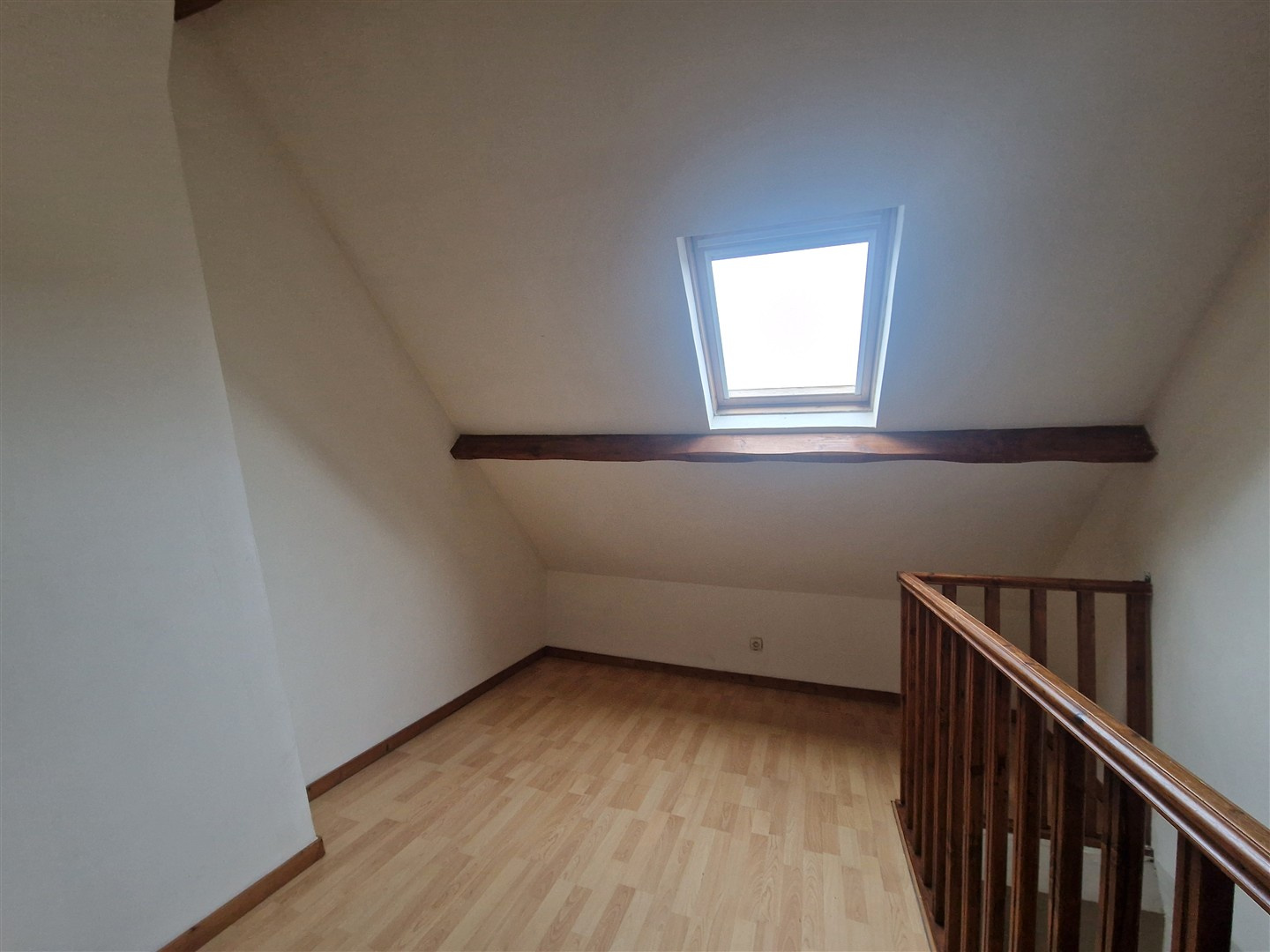 Une opportunité rare pour un premier achat, un investissement locatif ou un pied-à-terre en centre-ville !NONANCOURT, Ttes commodités