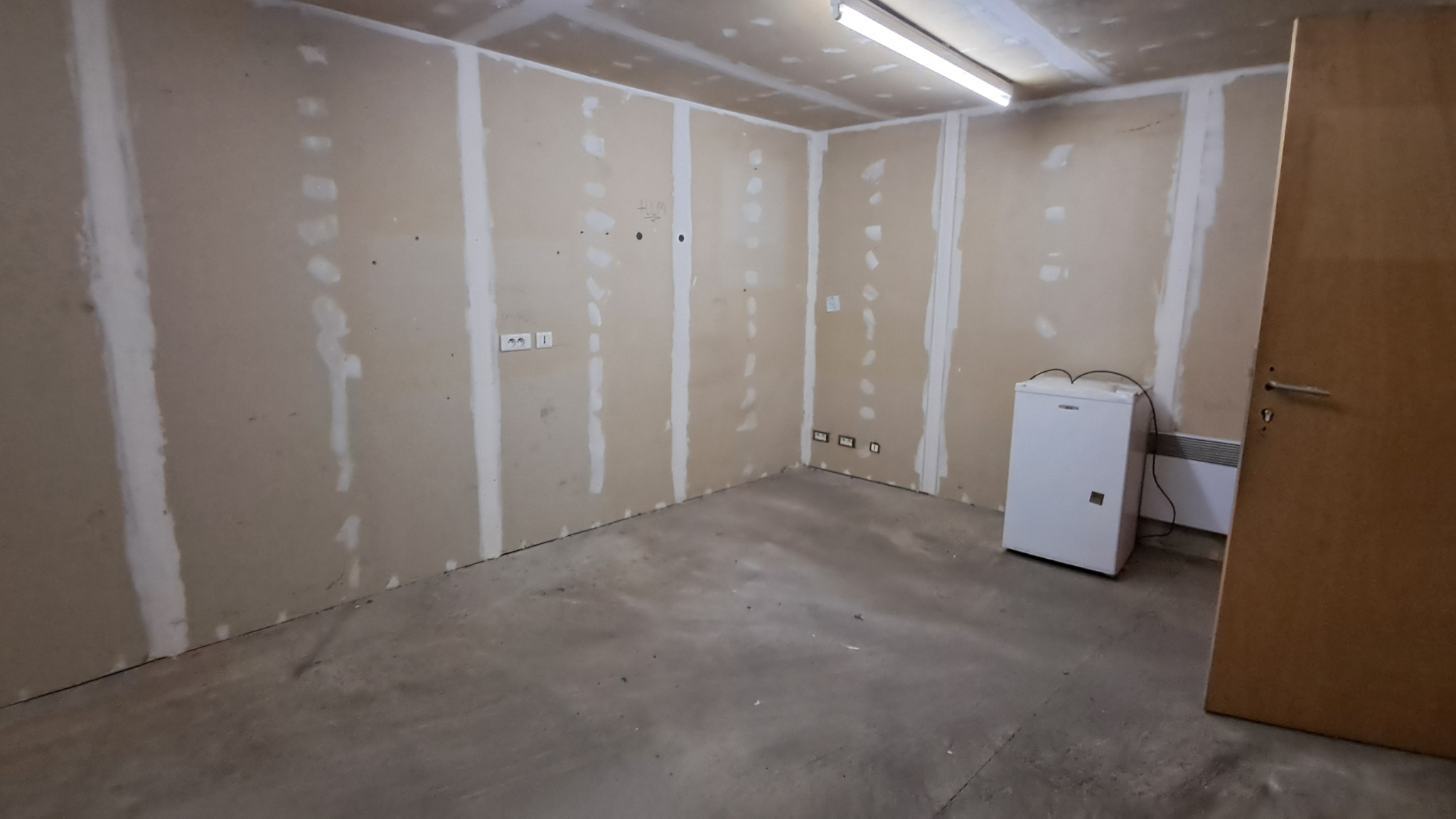 GRAND GARAGE CENTRE VILLE