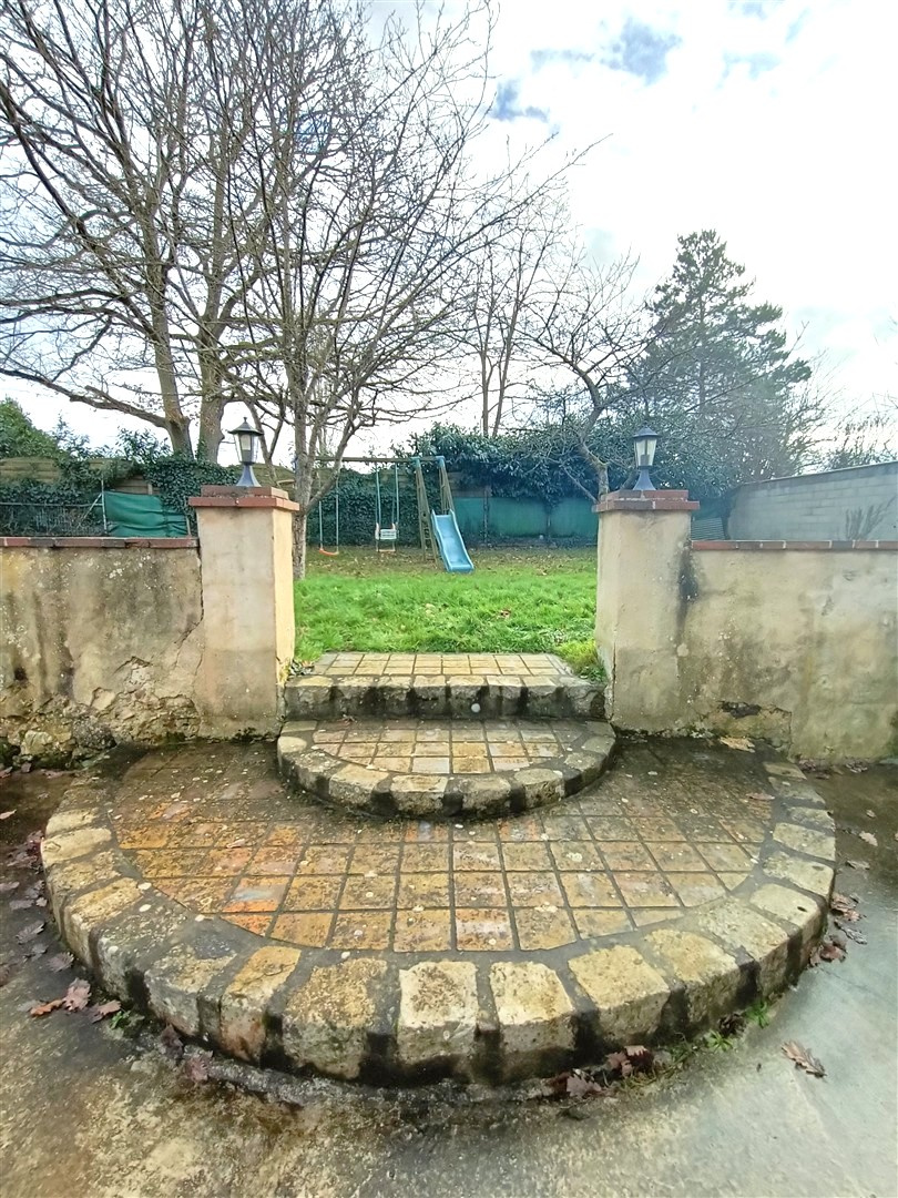 BIEN RARE ; TRANQUILLITÉ & PRATICITÉ !!15\' DREUX