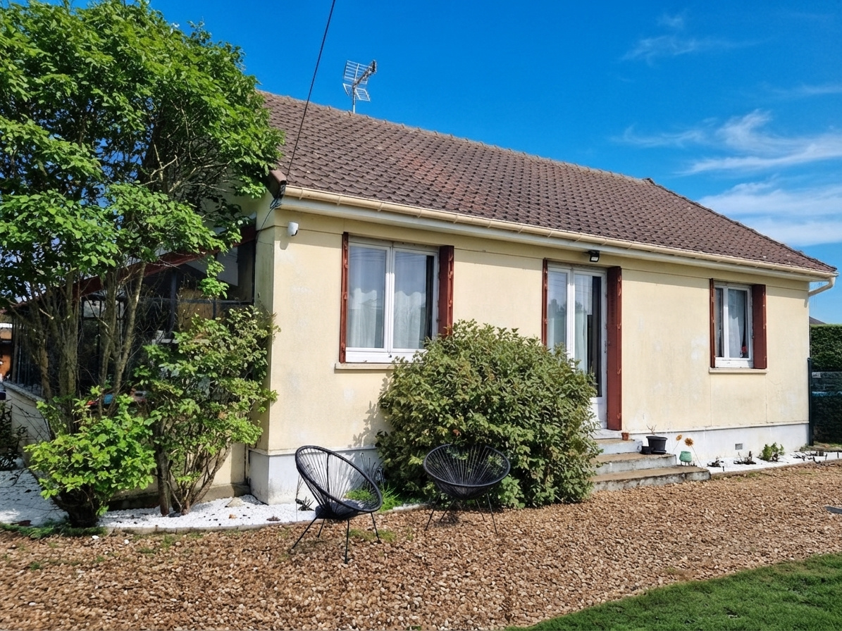 Un bien rare à visiter rapidement !LA MADELEINE DE NONANCOURT