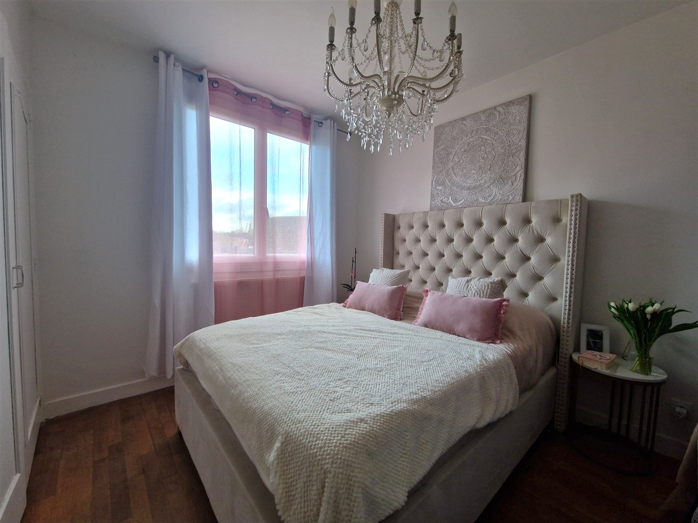 Un bien rare à visiter rapidement !LA MADELEINE DE NONANCOURT