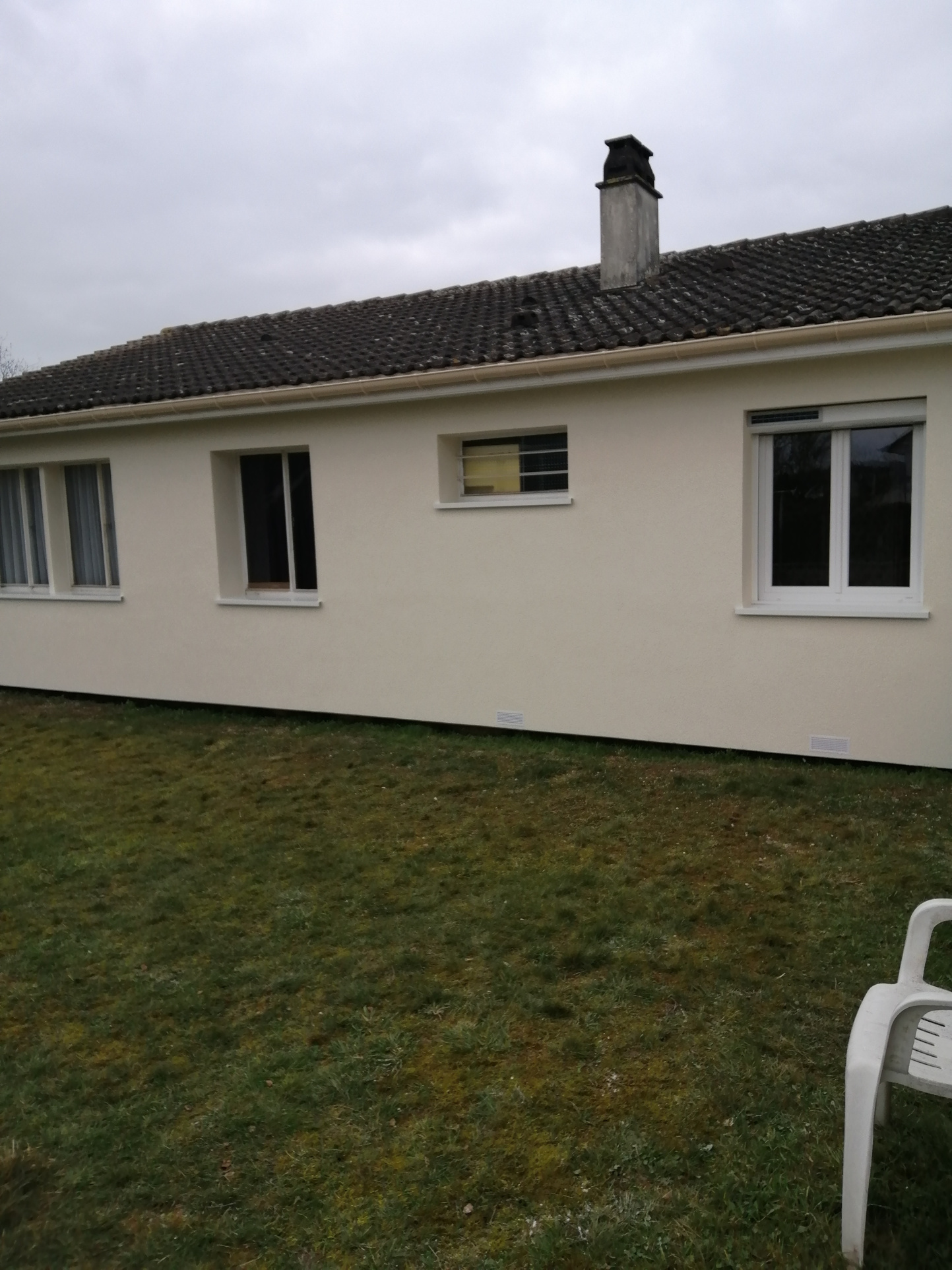 MAISON DE PLAIN-PIED PROCHE CENTRESENONCHES