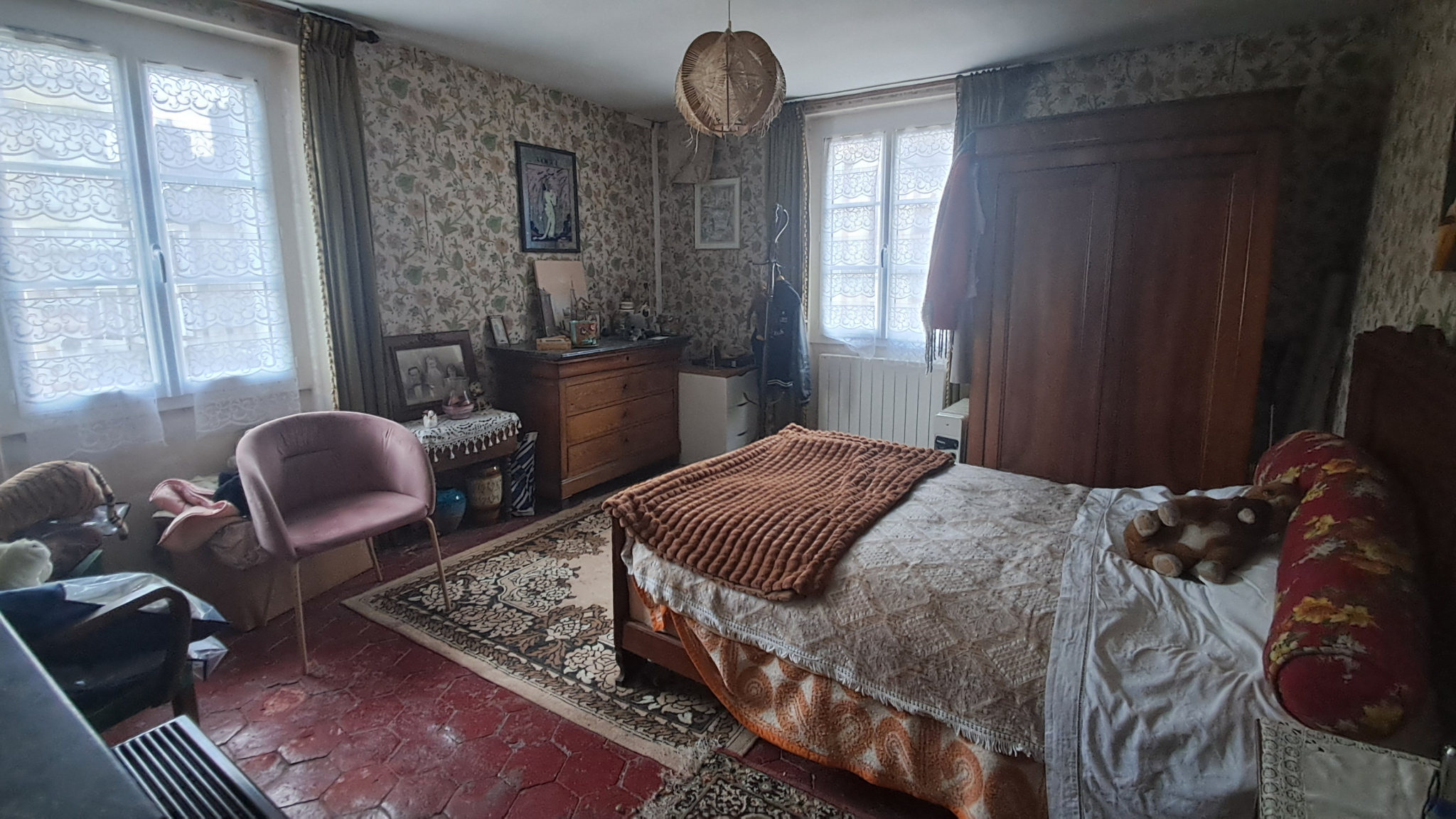 MAISON DE VILLE DANS VILLAGE DU PERCHELA Ferté VIDAME