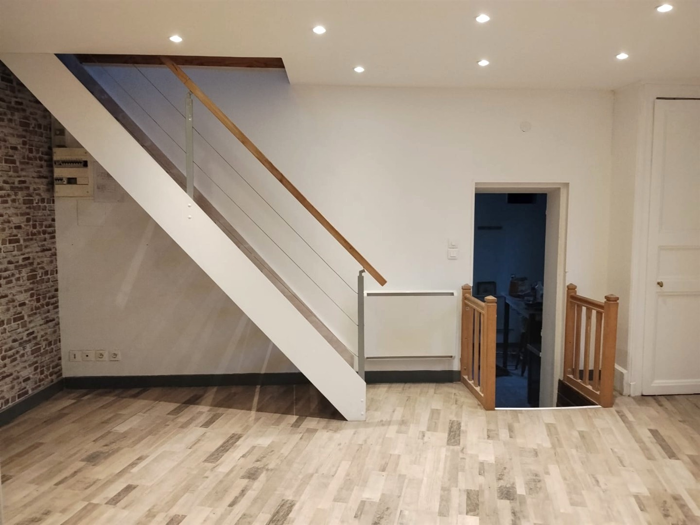 Appartement alliant charme, fonctionnalité et situation idéale, à proximité immédiate des commerces et des comVERNEUIL-SUR-AVRE