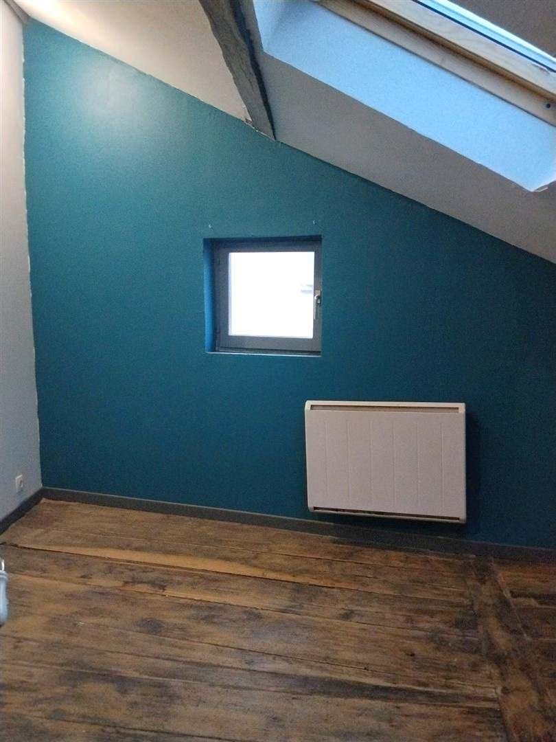 Appartement alliant charme, fonctionnalité et situation idéale, à proximité immédiate des commerces et des comVERNEUIL-SUR-AVRE
