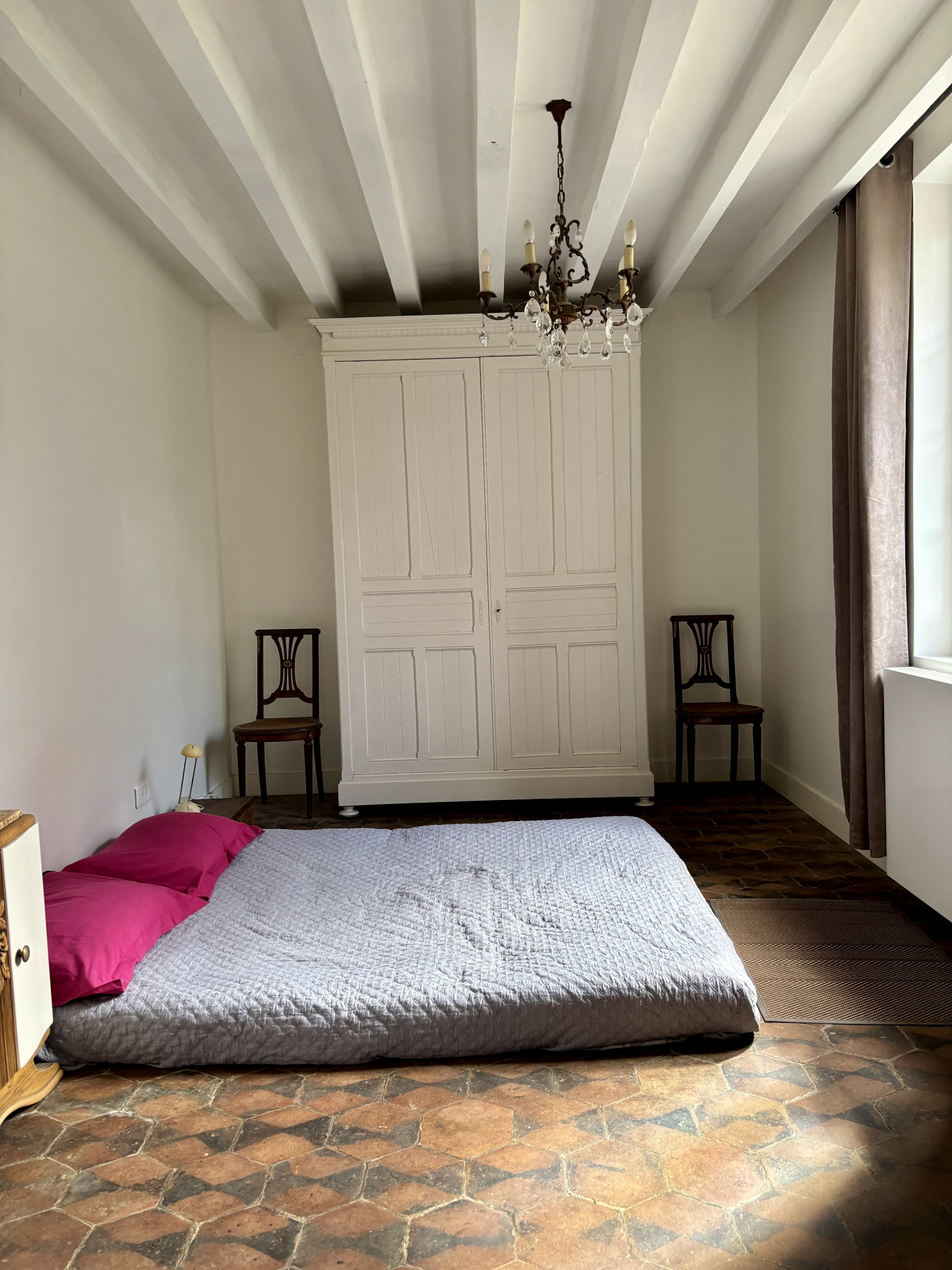Coup de cœur ! Fermette de charme avec dépendances et vaste jardin arboré.Secteur MARCILLY LA CAMPAGNE