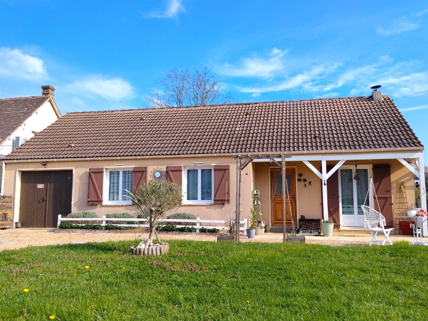 À VISITER SANS PLUS TARDER !SAINT LUBIN DES JONCHERETS