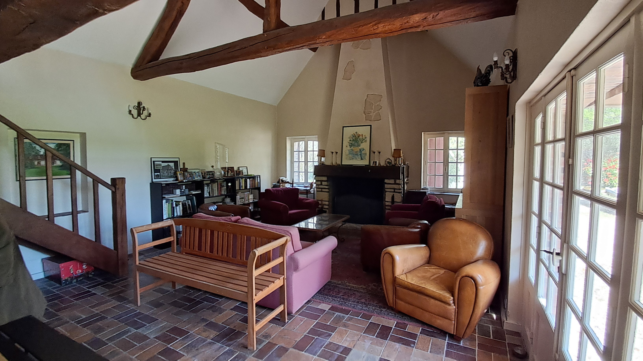 Propriété avec dépendances et grand terrainLA Ferté VIDAME