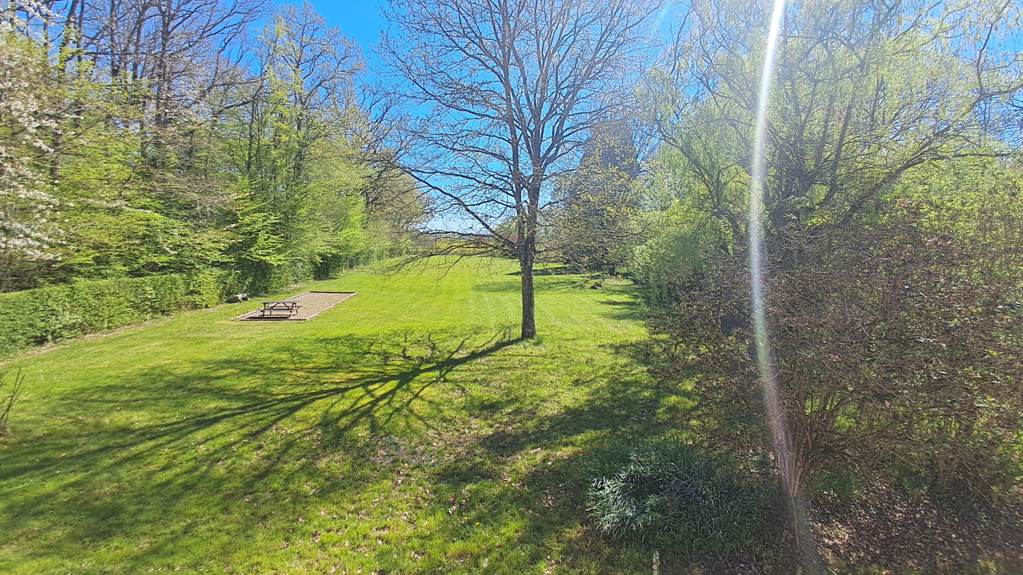 Propriété avec dépendances et grand terrainLA Ferté VIDAME