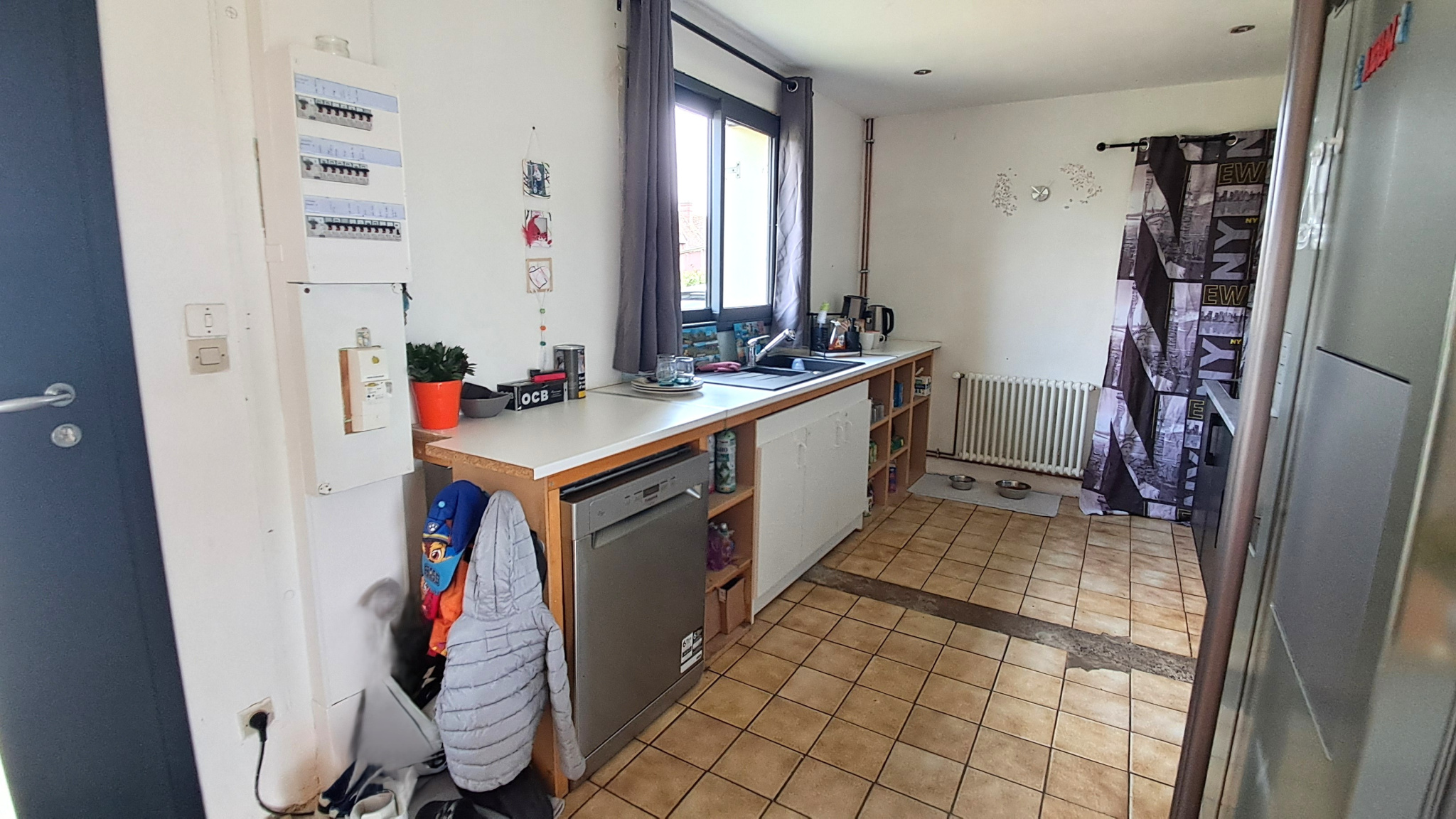 MAISON TRADITIONNELLE DANS IMPASSE AU CALME