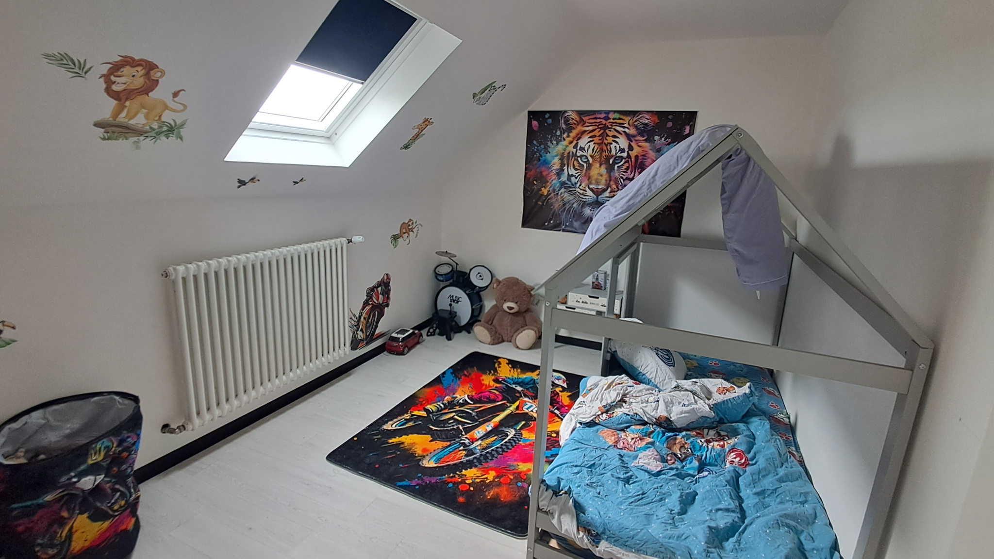MAISON TRADITIONNELLE DANS IMPASSE AU CALME