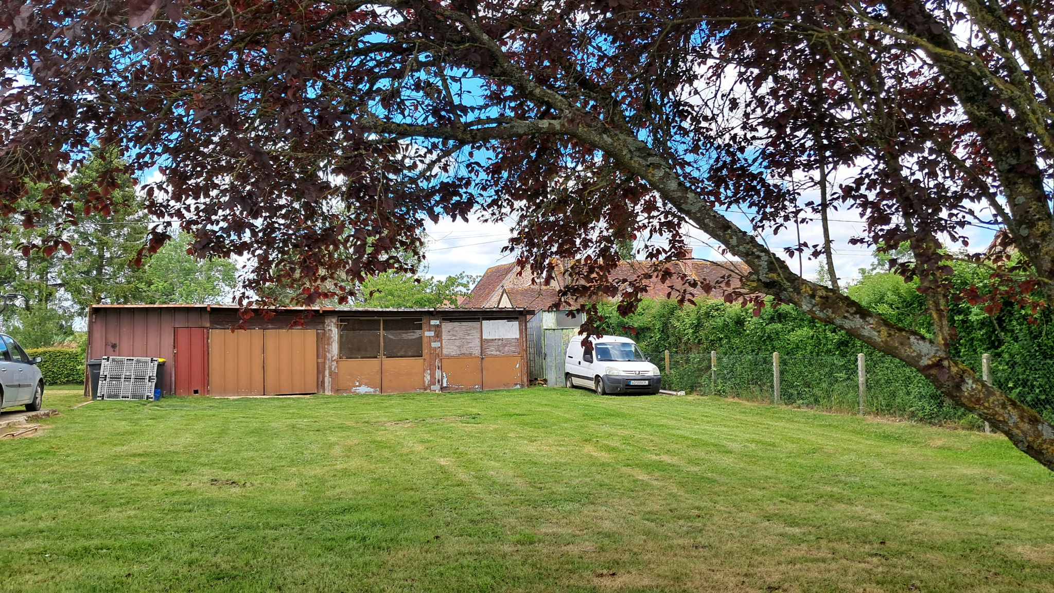MAISON TRADITIONNELLE DANS IMPASSE AU CALME