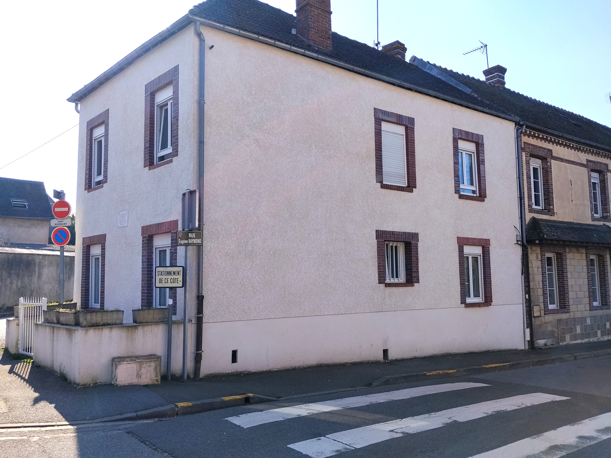 IDÉAL INVESTISSEUR !SAINT REMY SUR AVRE