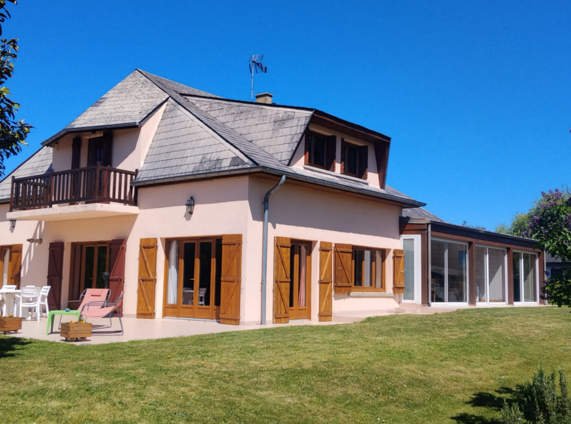 À VISITER SANS PLUS TARDER !SAINT LUBIN DES JONCHERETS