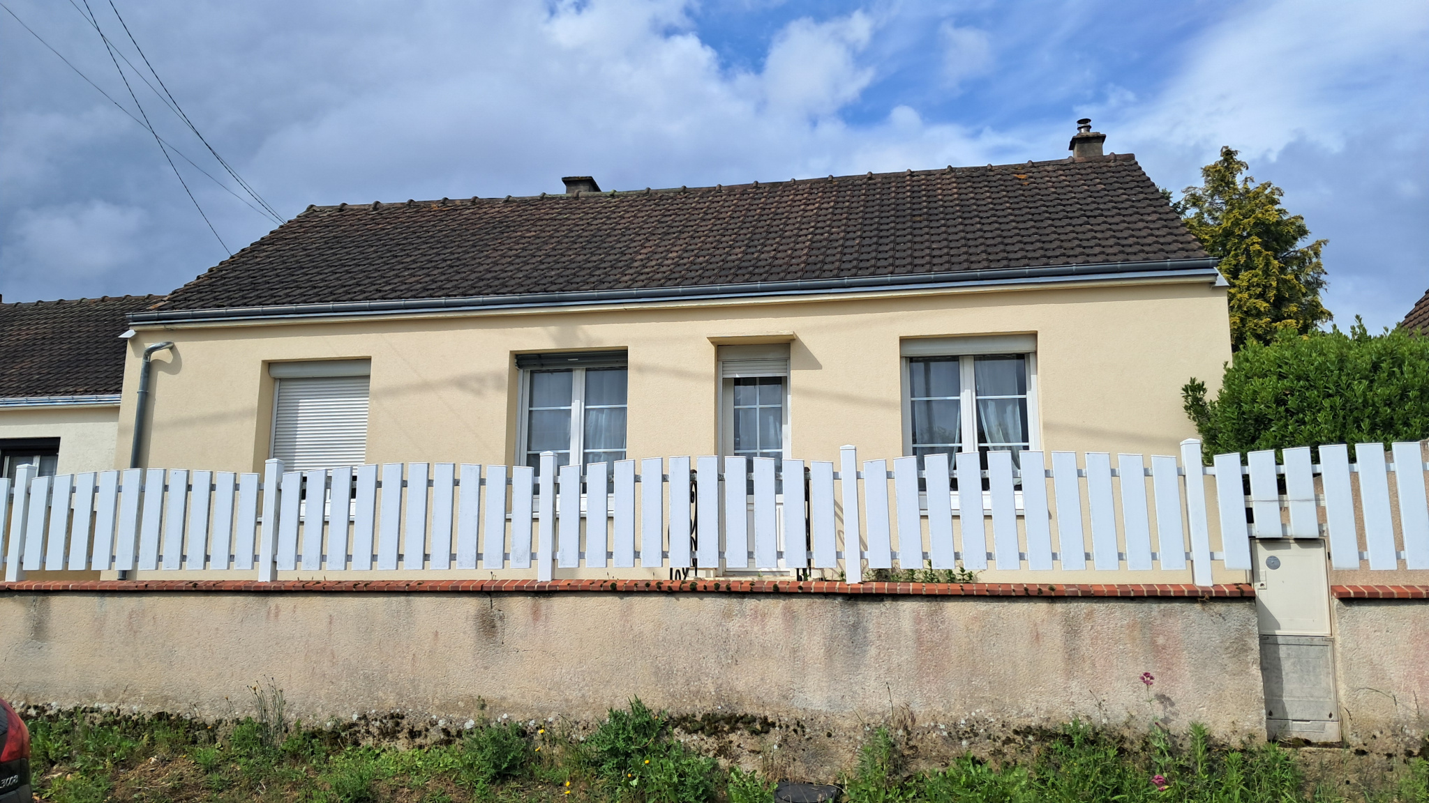 MAISON DE PLAIN-PIED PROCHE CENTRESENONCHES