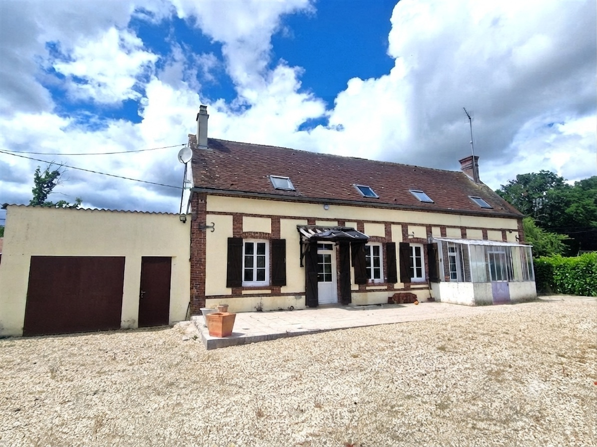 MAISON ANCIENNE !MARCILLY-LA-CAMPAGNE