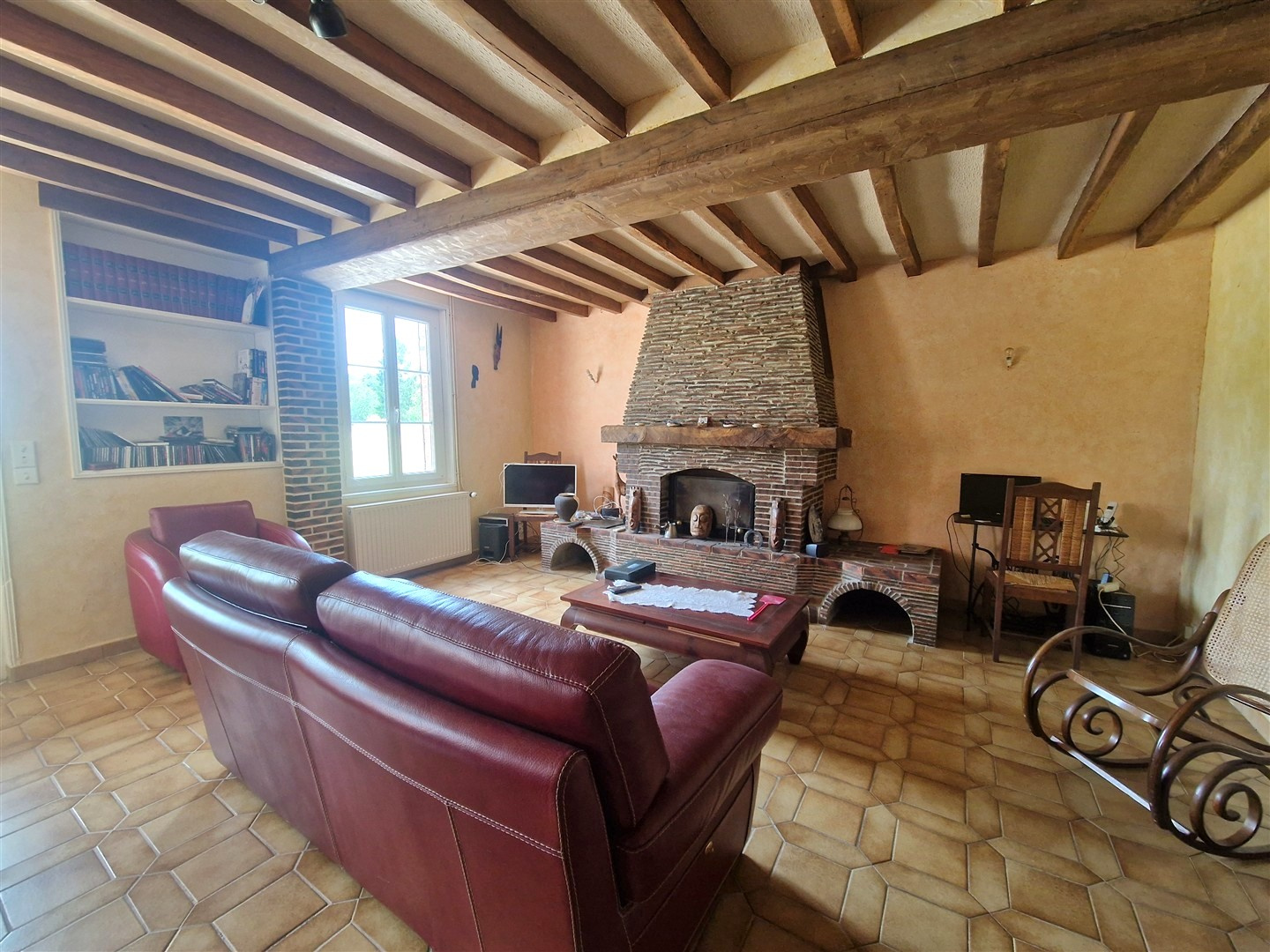 MAISON ANCIENNE !MARCILLY-LA-CAMPAGNE