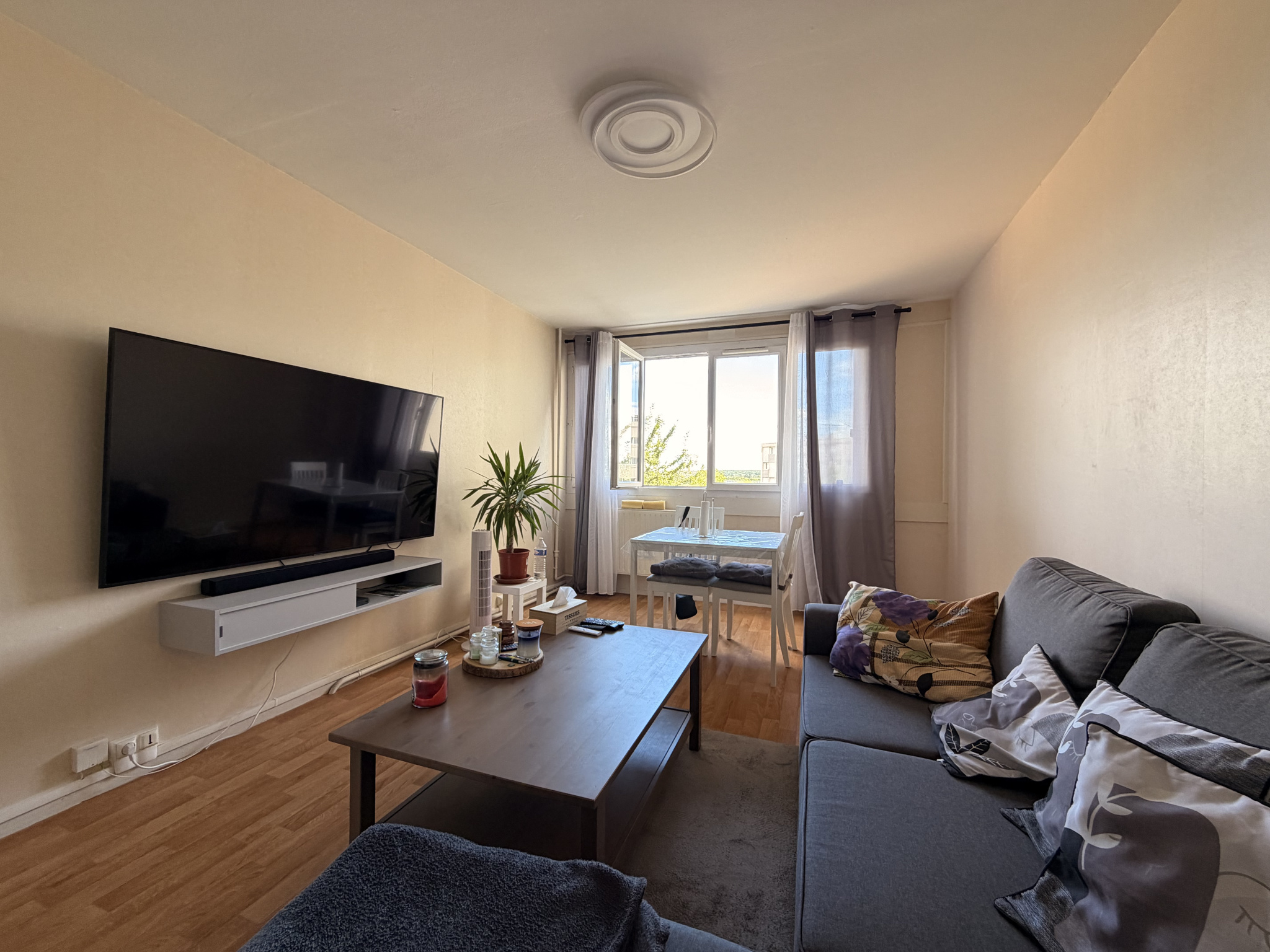 A VENDRE APPARTEMENT 1er étageTILLIERES SUR AVRE