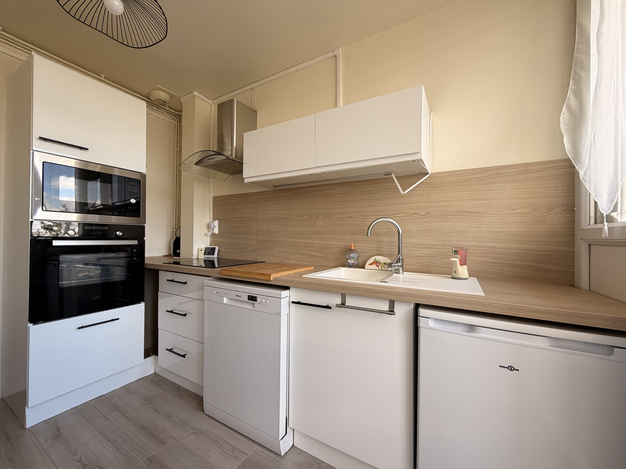 A VENDRE APPARTEMENT 1er étageTILLIERES SUR AVRE