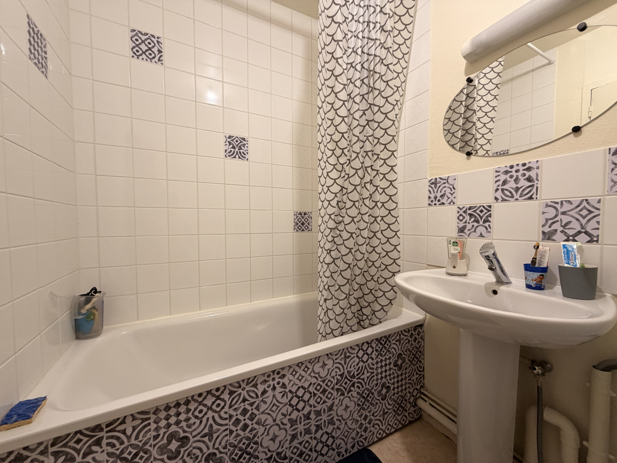 A VENDRE APPARTEMENT 1er étageTILLIERES SUR AVRE