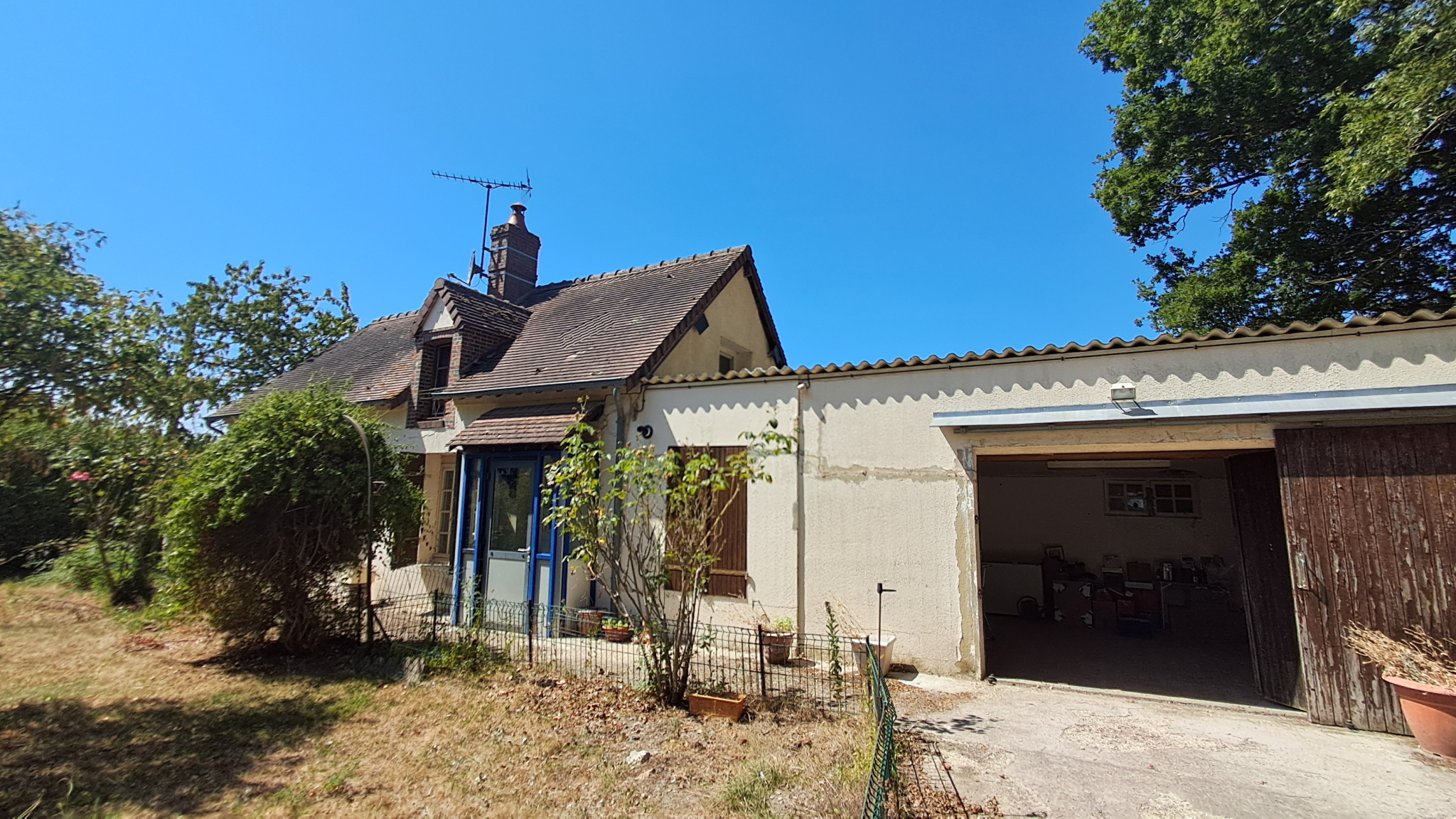 MAISON EN CAMPAGNE