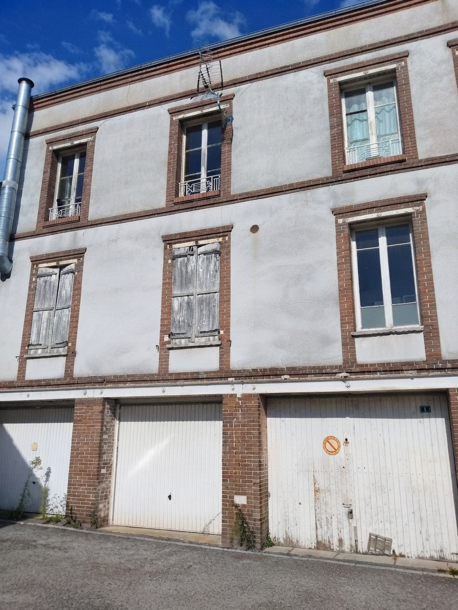 SITUATION EXCEPTIONNELLE EN PLEIN CENTRE-VILLE !NONANCOURT
